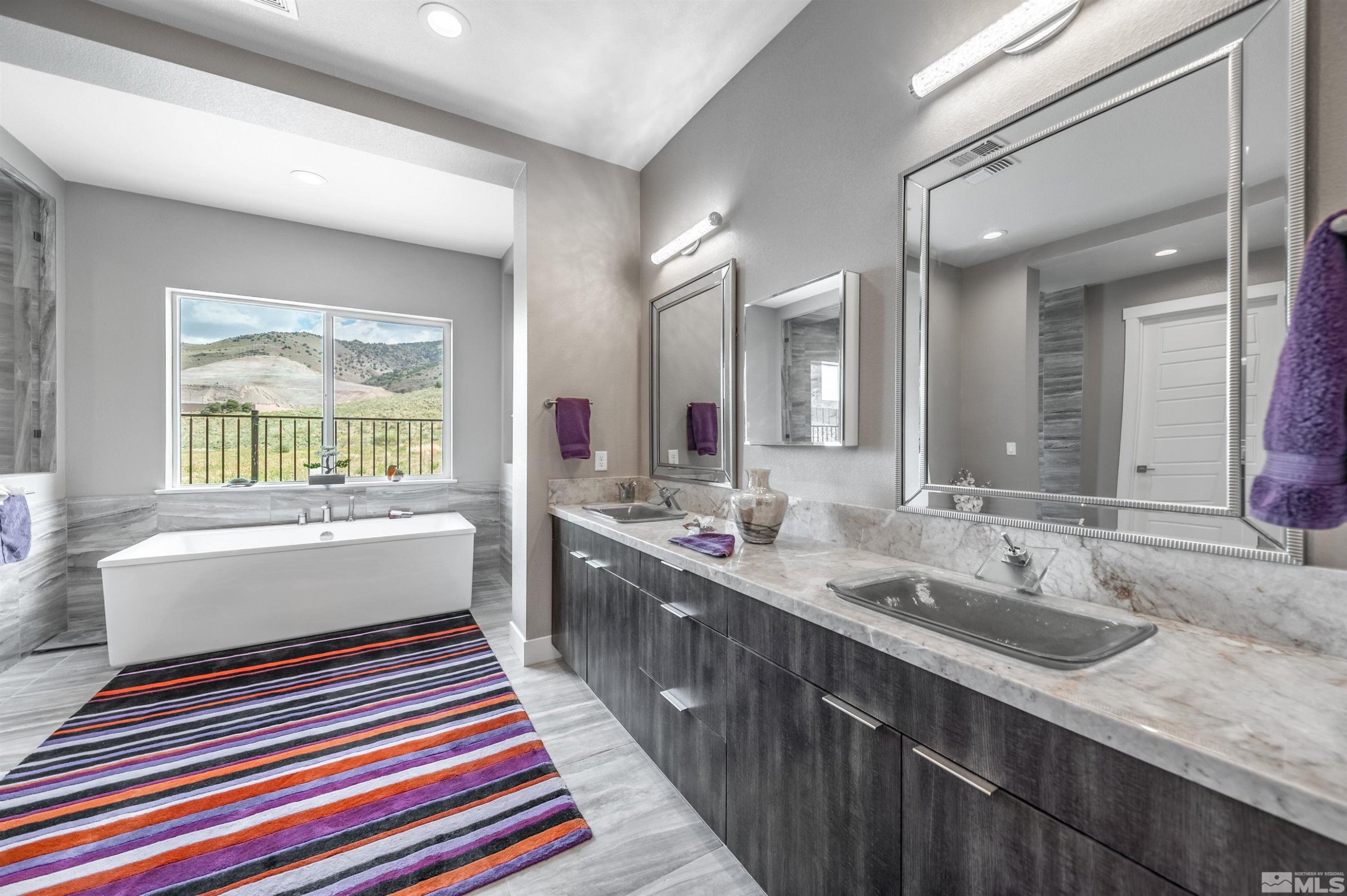 Reno, Nevada, 89521, United States, 4 Bedrooms Bedrooms, ,5 BathroomsBathrooms,Residential,Active,2007132