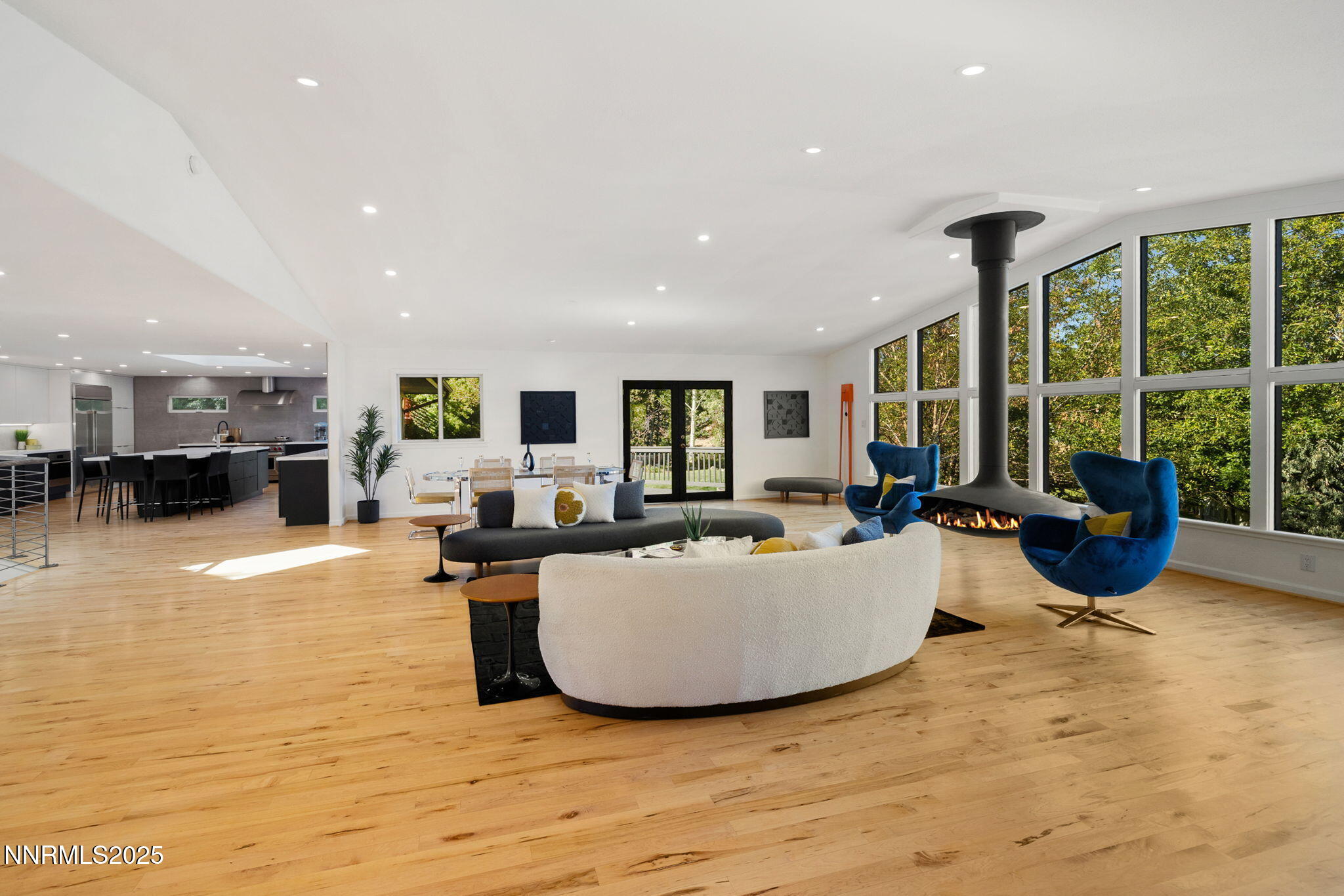 Reno, Nevada, 89519, United States, 4 Bedrooms Bedrooms, ,4 BathroomsBathrooms,Residential,Active,1952499