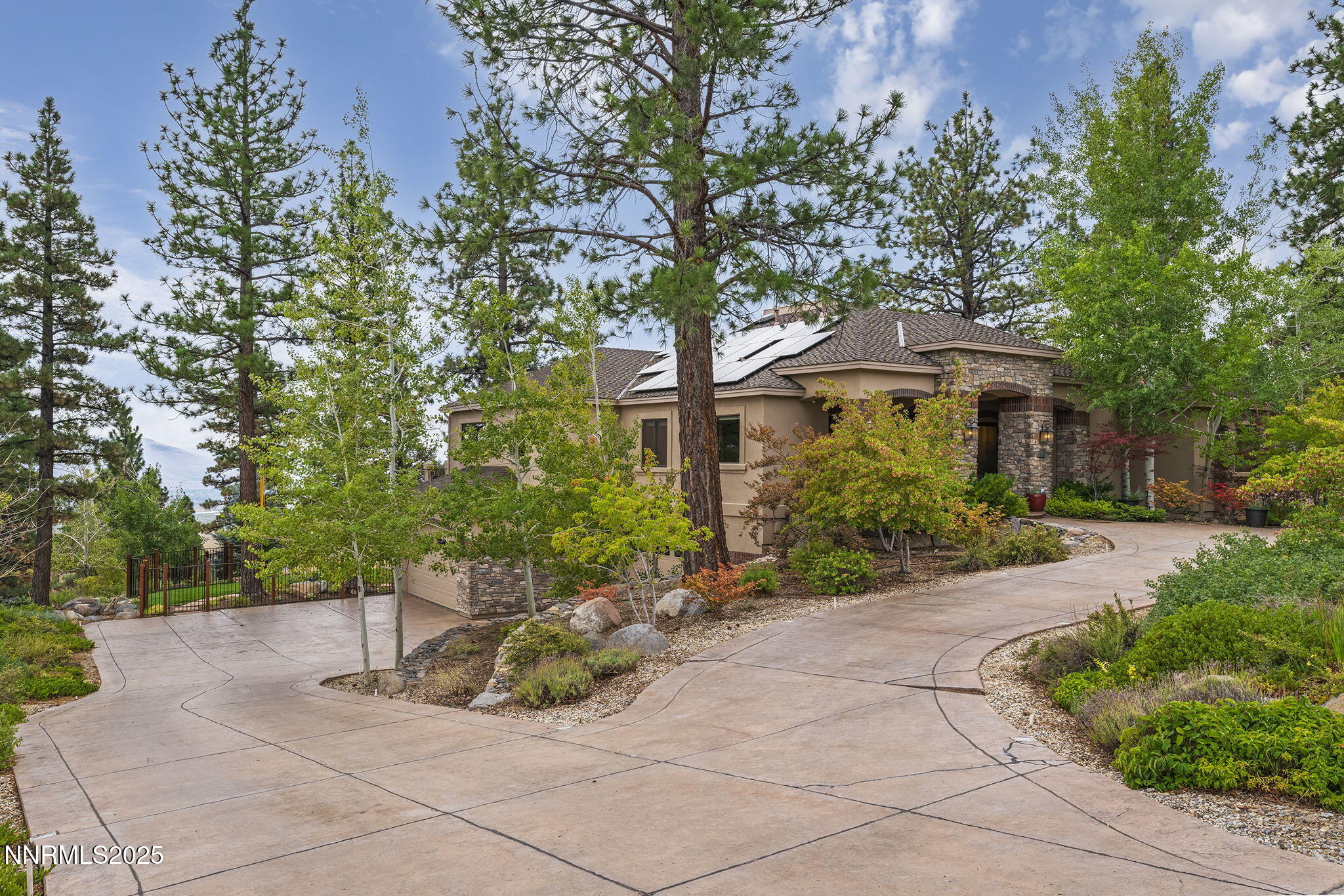 Reno, Nevada, 89511, United States, 4 Bedrooms Bedrooms, ,5 BathroomsBathrooms,Residential,Active,1929458