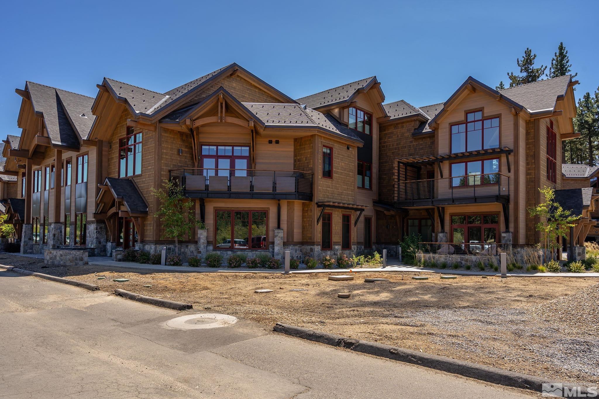 Stateline, Nevada, 89449, United States, 4 Bedrooms Bedrooms, ,4 BathroomsBathrooms,Residential,Active,1992284