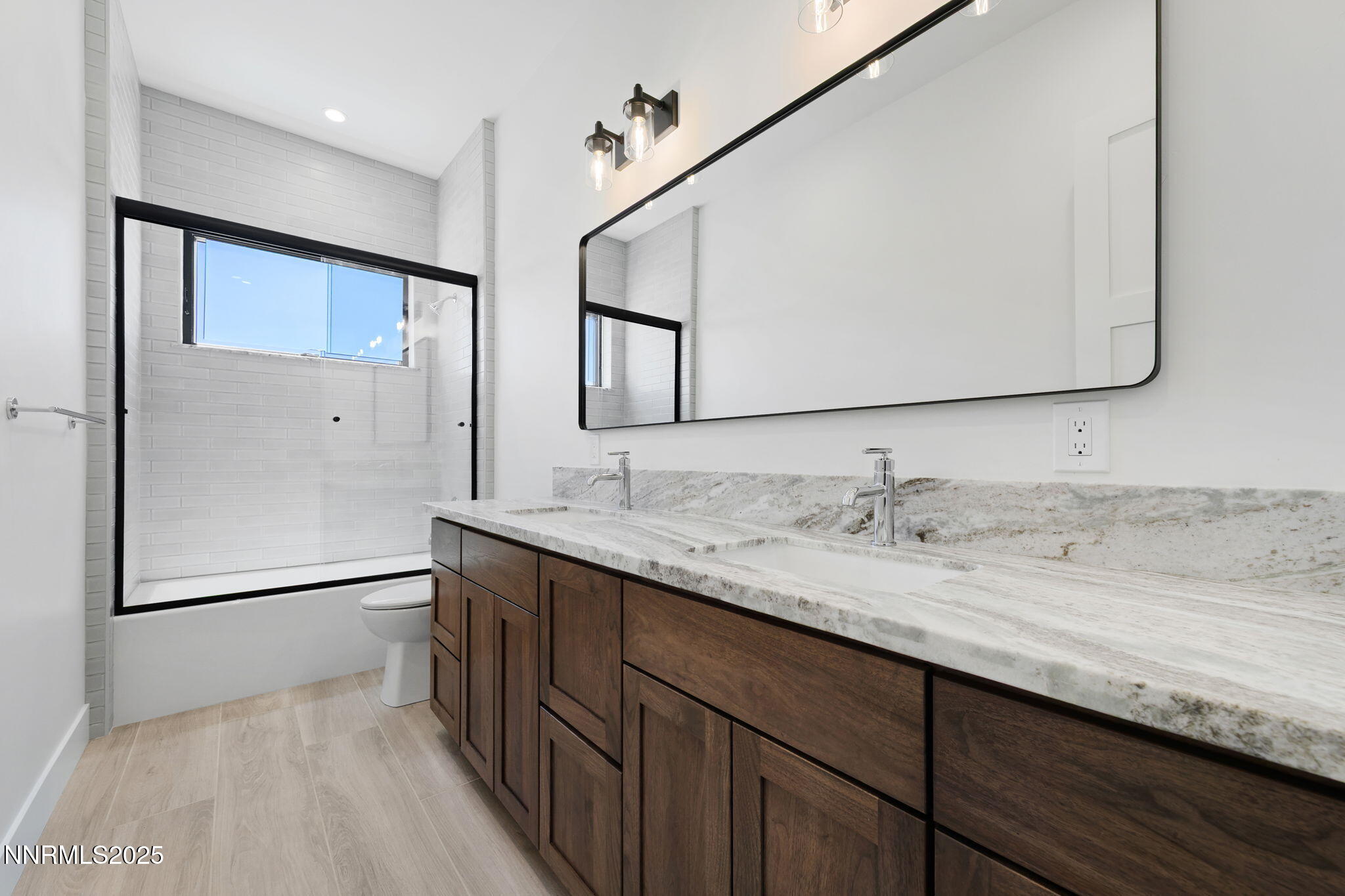 Gardnerville, Nevada, 89410, United States, 4 Bedrooms Bedrooms, ,4 BathroomsBathrooms,Residential,Active,1880001