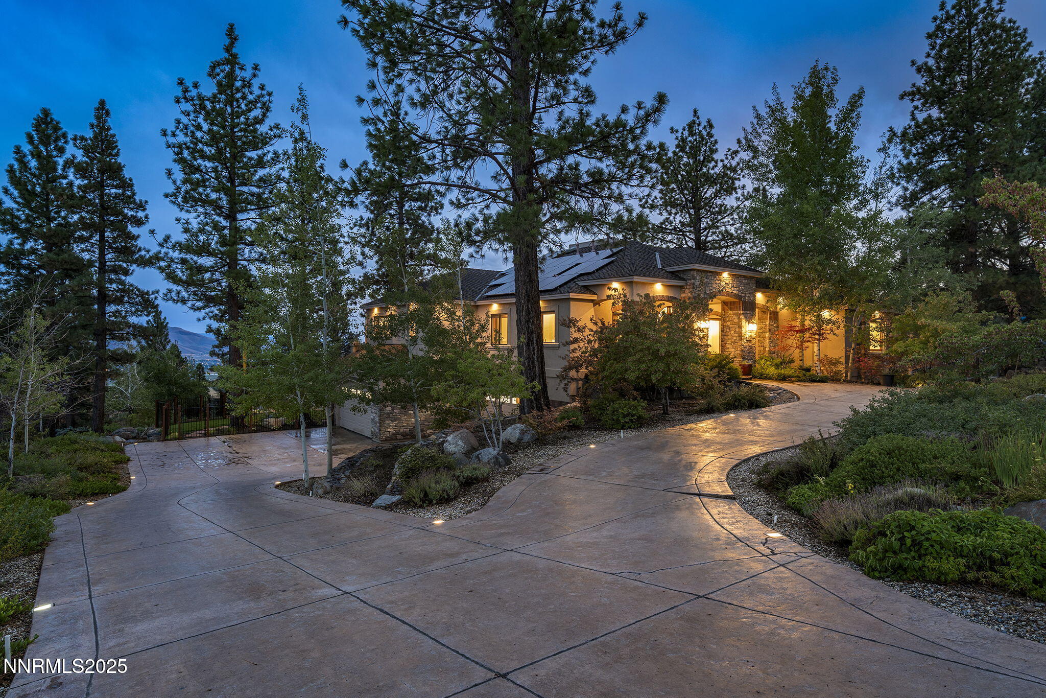 Reno, Nevada, 89511, United States, 4 Bedrooms Bedrooms, ,5 BathroomsBathrooms,Residential,Active,1929458