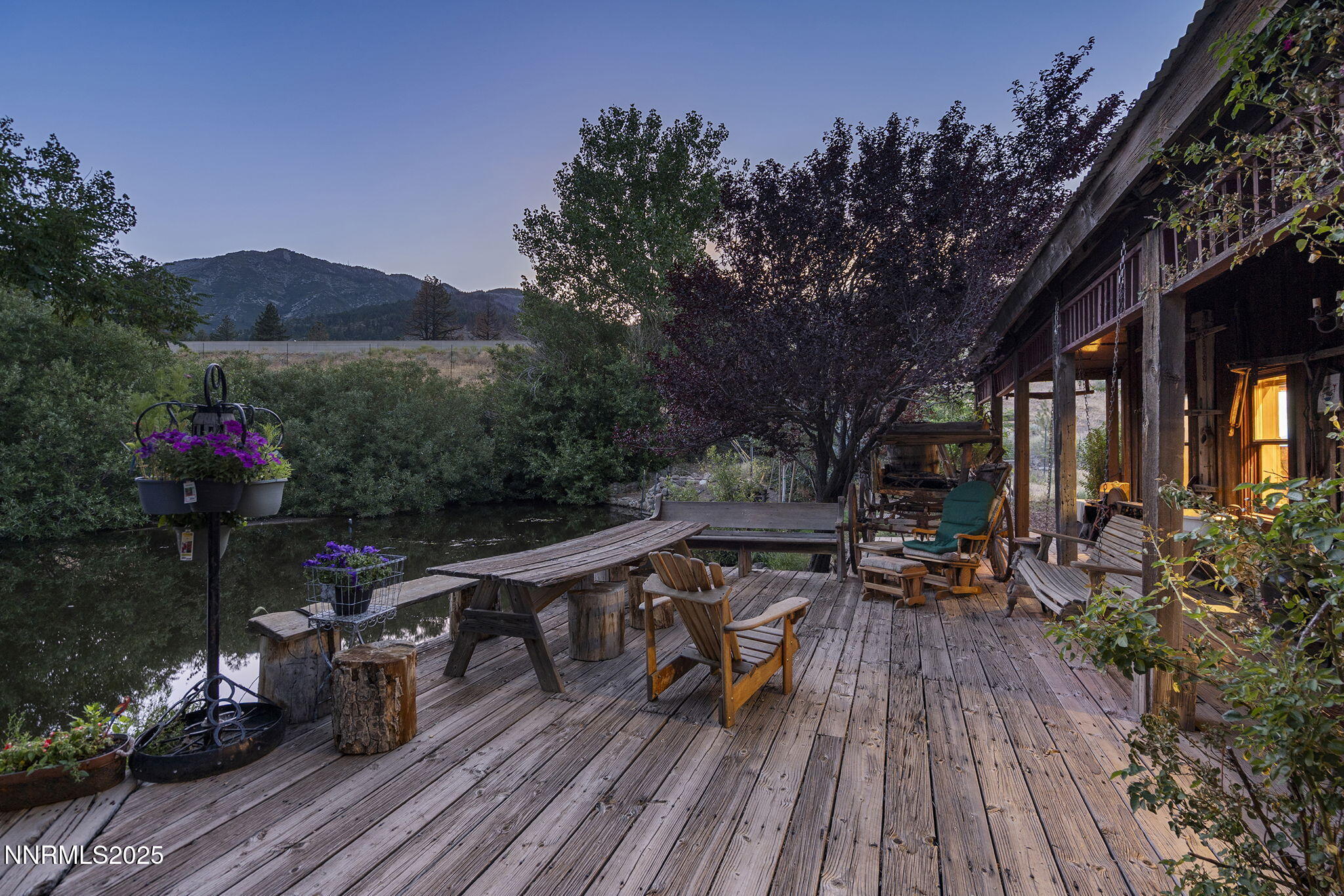 Washoe Valley, Nevada, 89704, United States, 2 Bedrooms Bedrooms, ,3 BathroomsBathrooms,Residential,Active,1905059