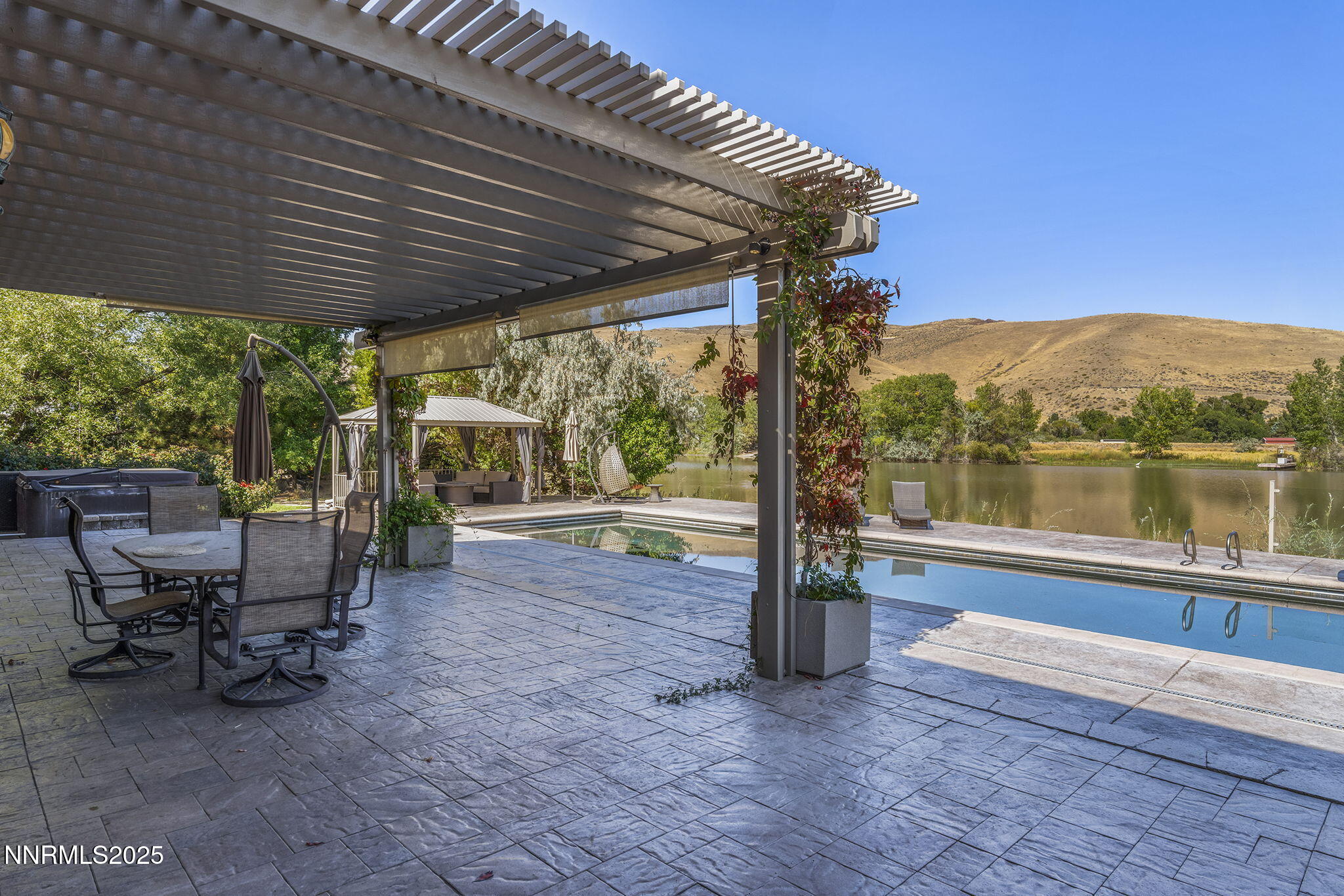 Reno, Nevada, 89521, United States, 6 Bedrooms Bedrooms, ,8 BathroomsBathrooms,Residential,Active,1945344