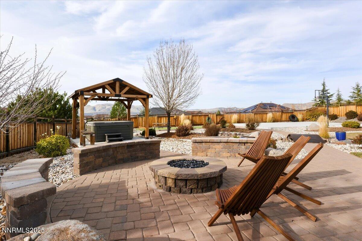 Sparks, Nevada, 89441, United States, 5 Bedrooms Bedrooms, ,4 BathroomsBathrooms,Residential,Active,2001361