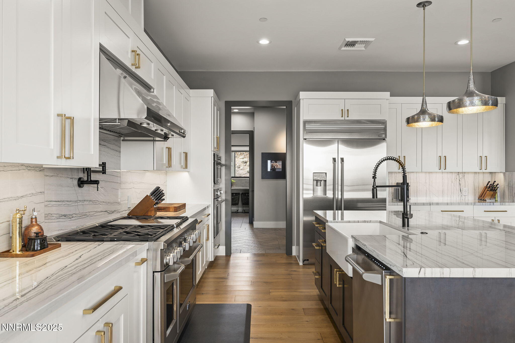 Sparks, Nevada, 89436, United States, 5 Bedrooms Bedrooms, ,4 BathroomsBathrooms,Residential,Active,1942357