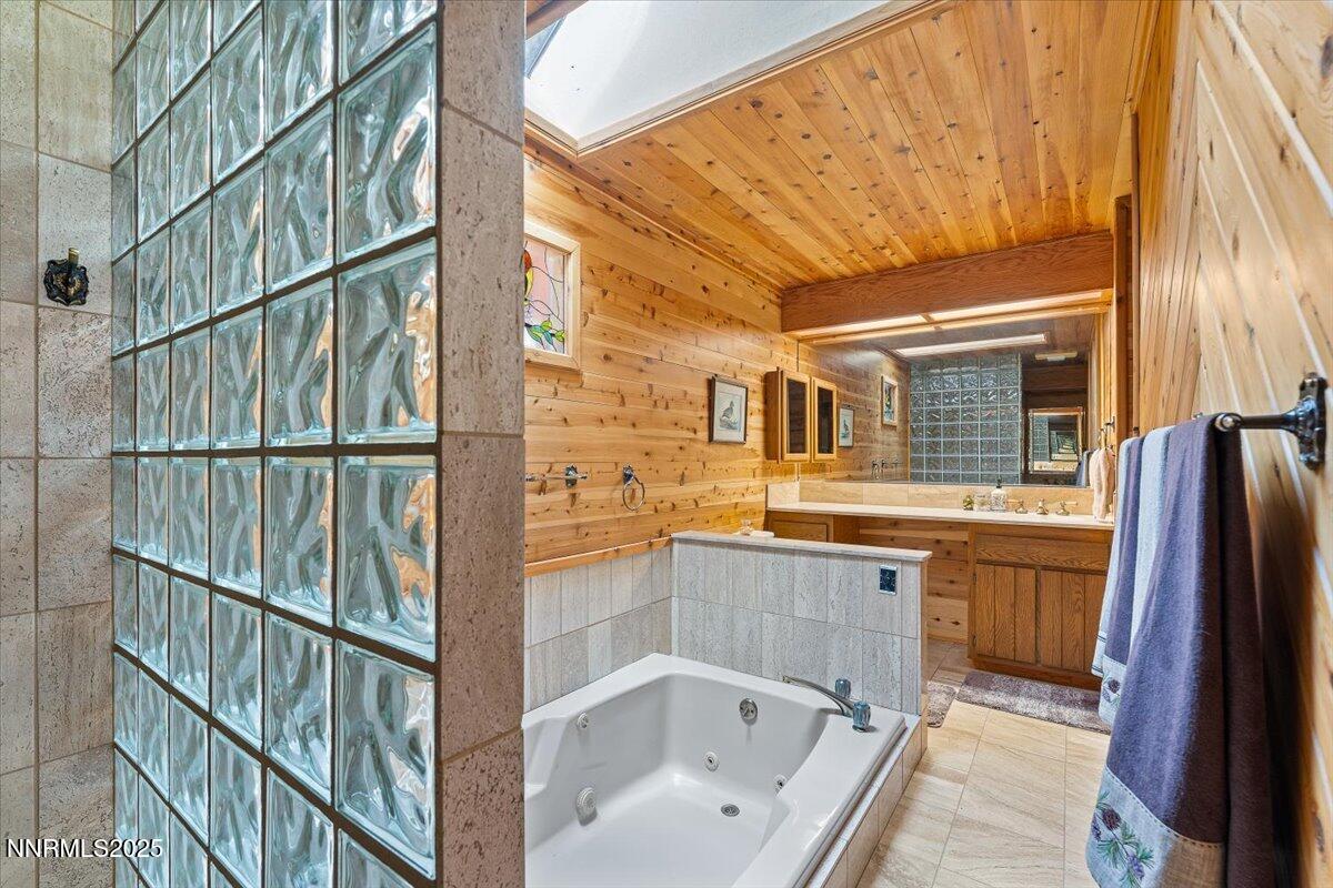 Reno, Nevada, 89511, United States, 3 Bedrooms Bedrooms, ,3 BathroomsBathrooms,Residential,Active,1919399