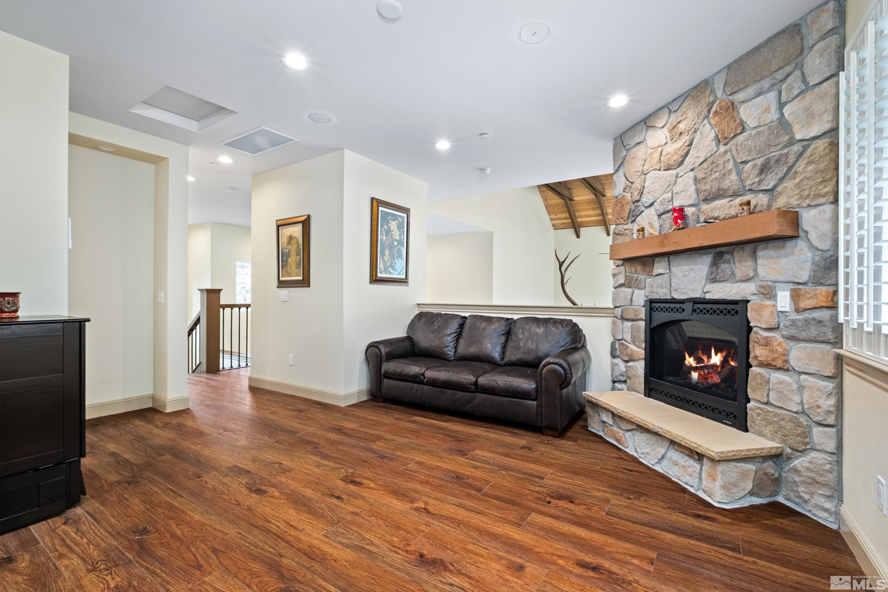 Reno, Nevada, 89704, United States, ,4 BathroomsBathrooms,Residential,Active,1764911