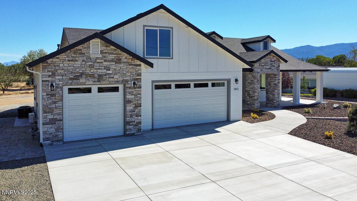 Minden, Nevada, 89423, United States, 4 Bedrooms Bedrooms, ,3 BathroomsBathrooms,Residential,Active,1899929