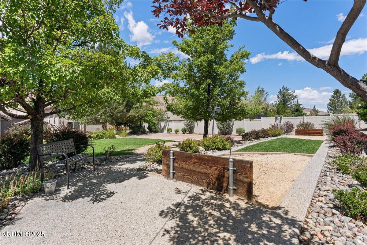 Sparks, Nevada, 89441, United States, 5 Bedrooms Bedrooms, ,4 BathroomsBathrooms,Residential,Active,1904747
