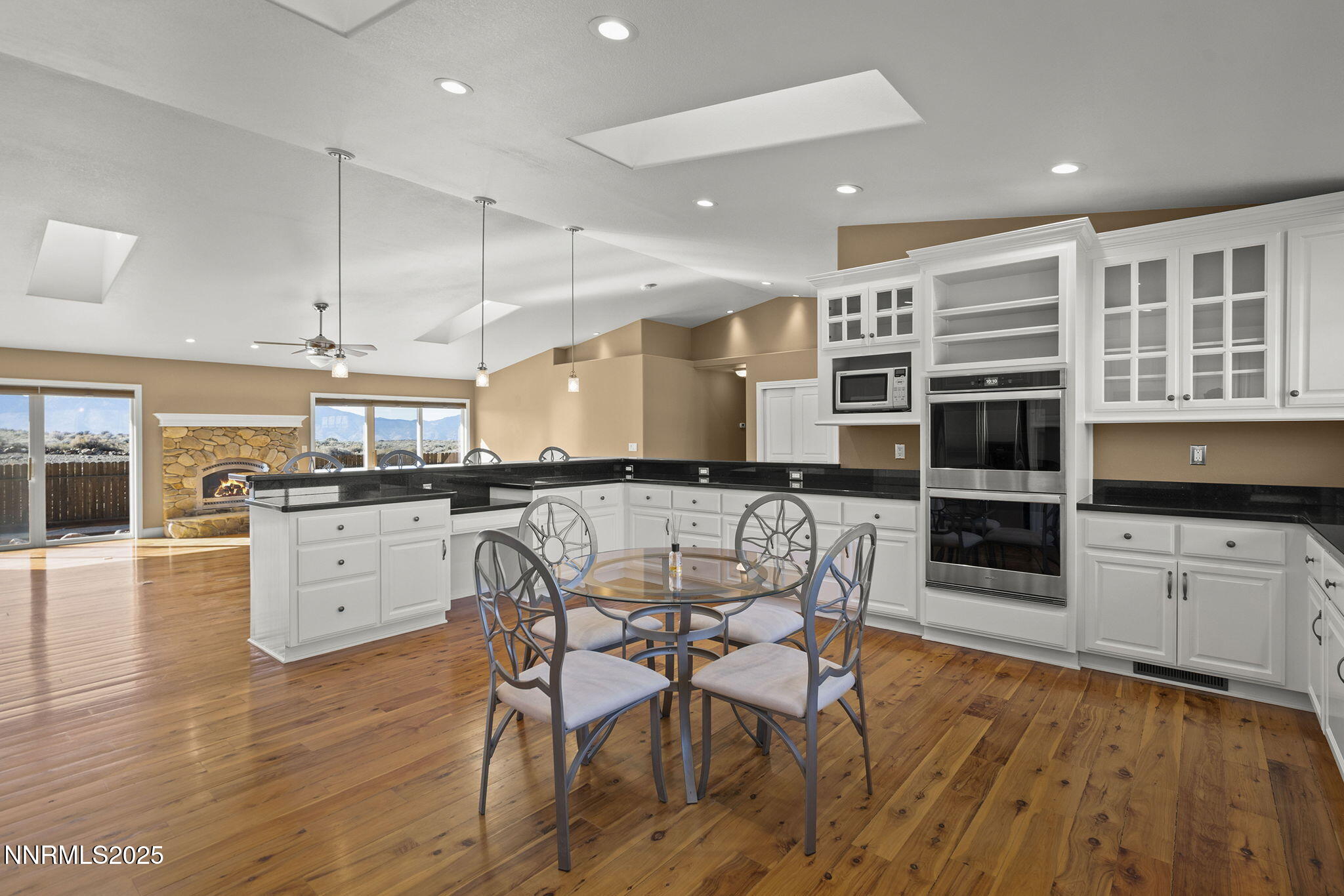 Gardnerville, Nevada, 89410, United States, 5 Bedrooms Bedrooms, ,3 BathroomsBathrooms,Residential,Active,1969778