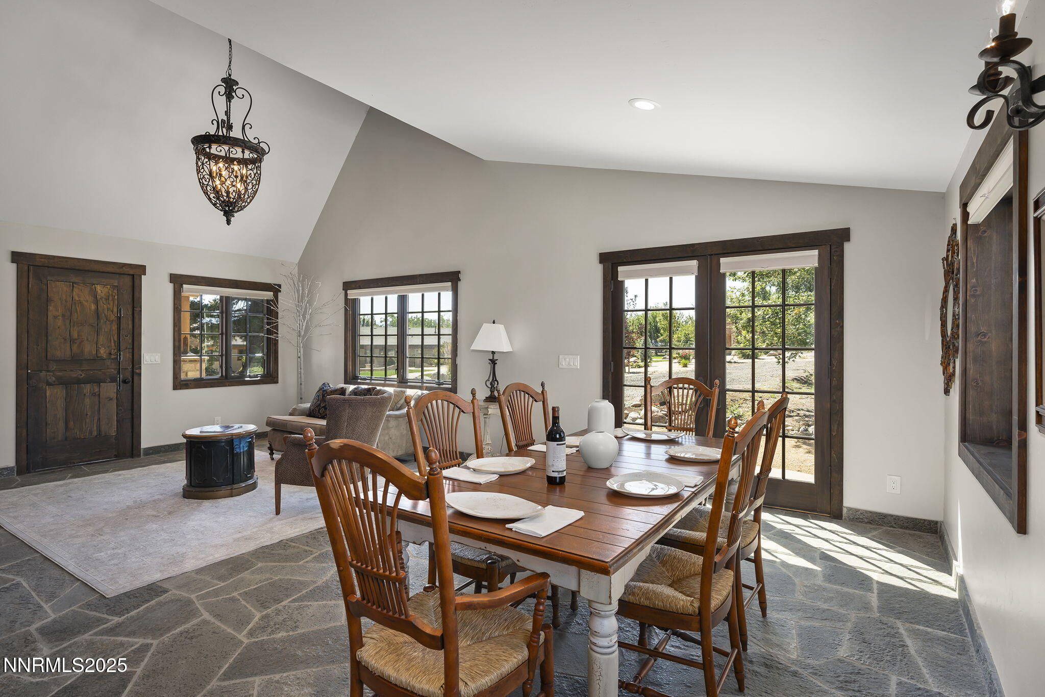 Reno, Nevada, 89511, United States, 4 Bedrooms Bedrooms, ,3 BathroomsBathrooms,Residential,Active,1929694