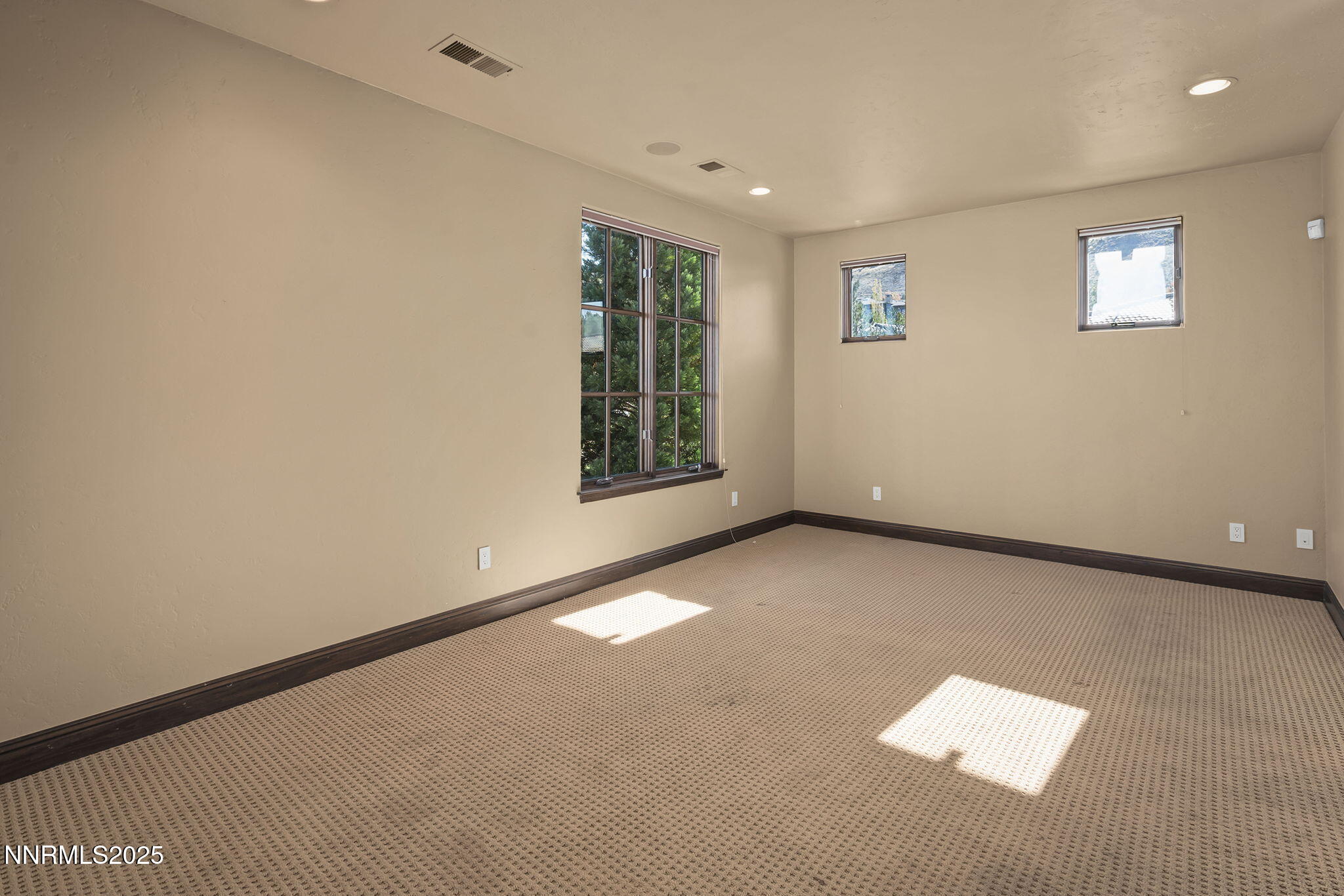 Reno, Nevada, 89519, United States, 5 Bedrooms Bedrooms, ,7 BathroomsBathrooms,Residential,Active,1963427