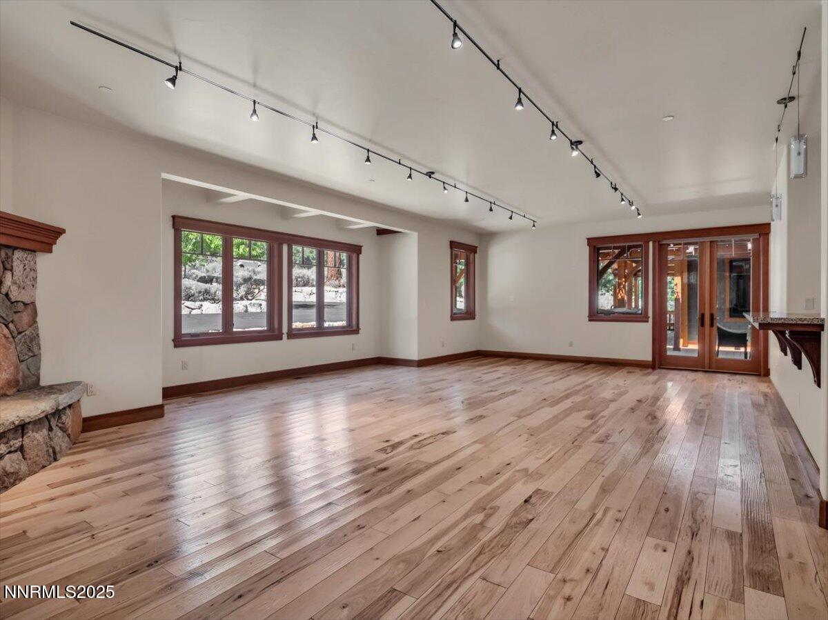 Gardnerville, Nevada, 89460, United States, 5 Bedrooms Bedrooms, ,7 BathroomsBathrooms,Residential,Active,1941107