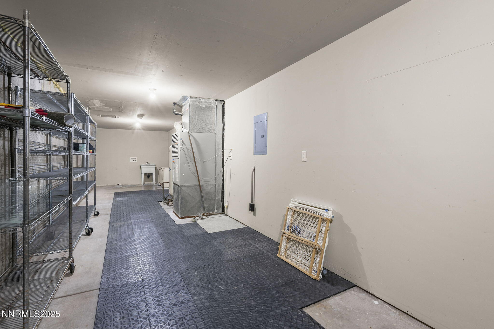 Gardnerville, Nevada, 89410, United States, 5 Bedrooms Bedrooms, ,3 BathroomsBathrooms,Residential,Active,1969778