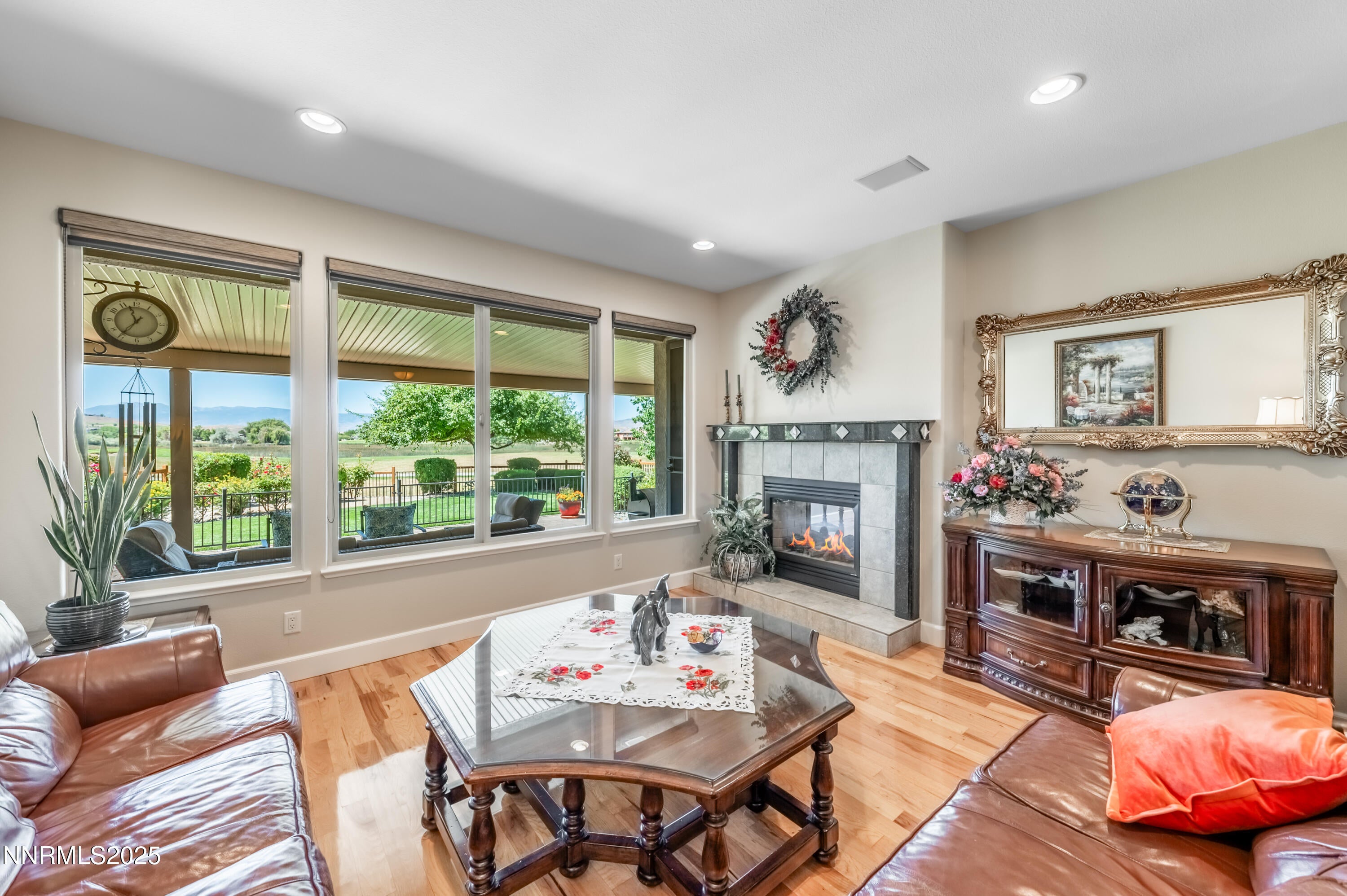 Sparks, Nevada, 89436, United States, 4 Bedrooms Bedrooms, ,4 BathroomsBathrooms,Residential,Active,1909057