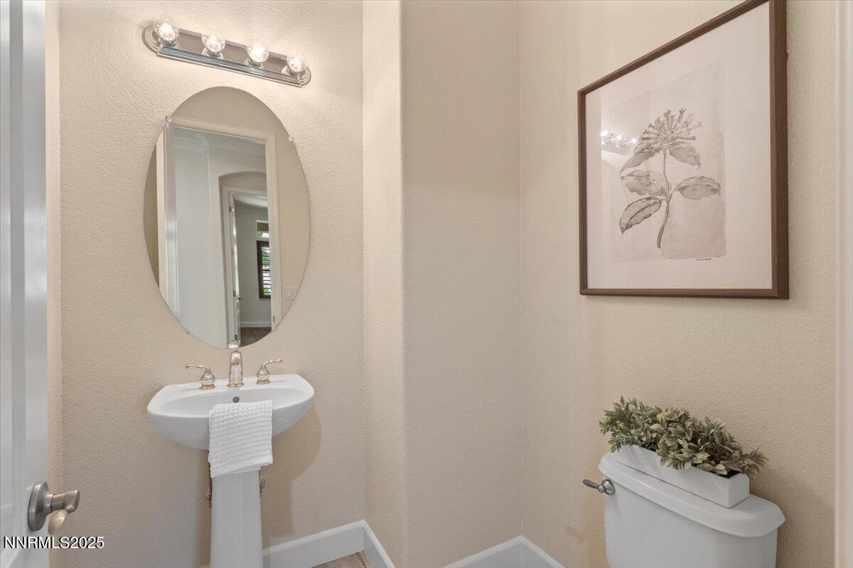 Sparks, Nevada, 89441, United States, 5 Bedrooms Bedrooms, ,4 BathroomsBathrooms,Residential,Active,1904747