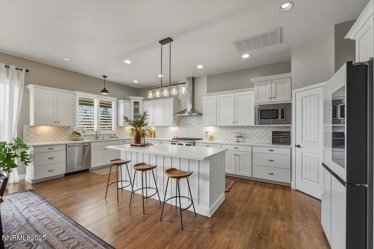 Sparks, Nevada, 89441, United States, 5 Bedrooms Bedrooms, ,4 BathroomsBathrooms,Residential,Active,2001361