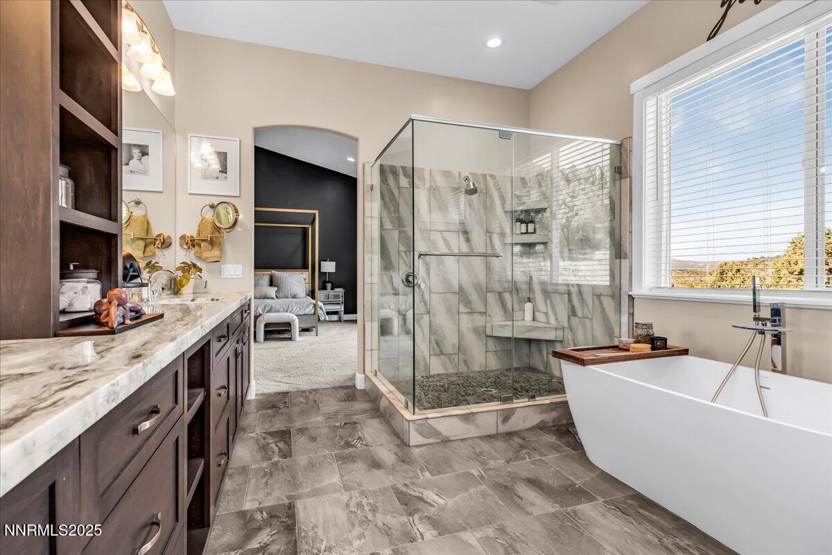 Reno, Nevada, 89521, United States, 5 Bedrooms Bedrooms, ,5 BathroomsBathrooms,Residential,Active,1894204