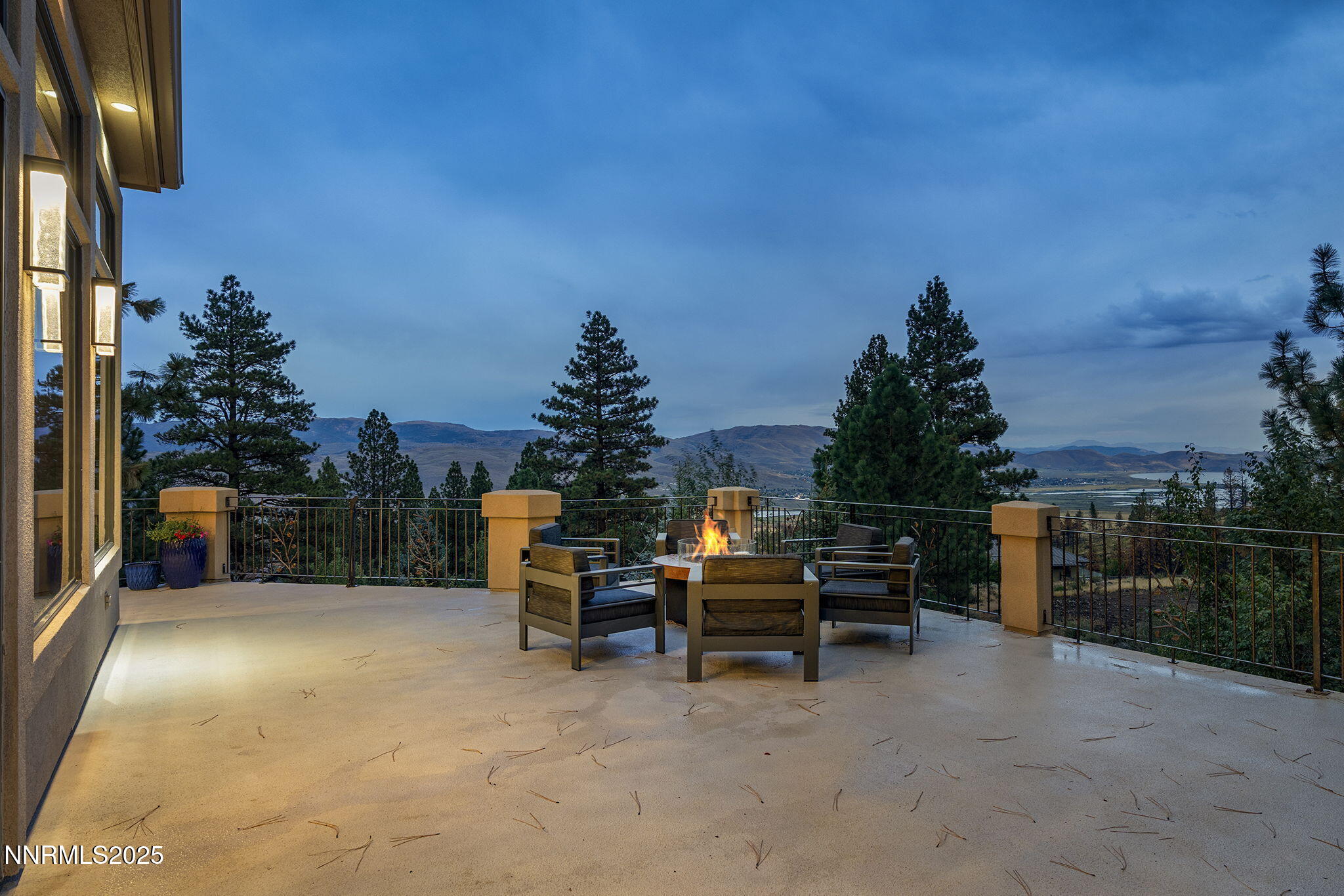 Reno, Nevada, 89511, United States, 4 Bedrooms Bedrooms, ,5 BathroomsBathrooms,Residential,Active,1929458