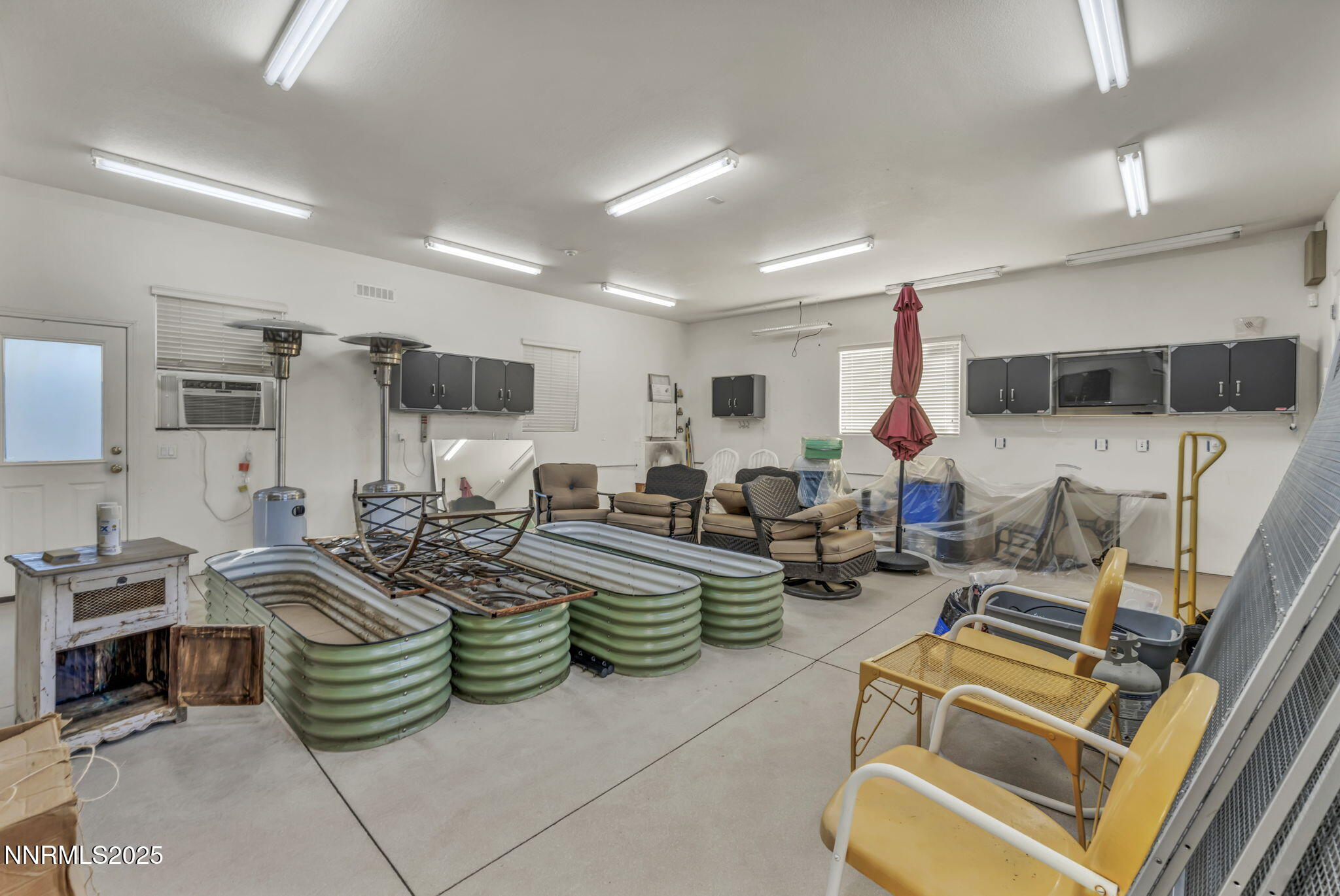 Sparks, Nevada, 89436, United States, 4 Bedrooms Bedrooms, ,3 BathroomsBathrooms,Residential,Active,1960113