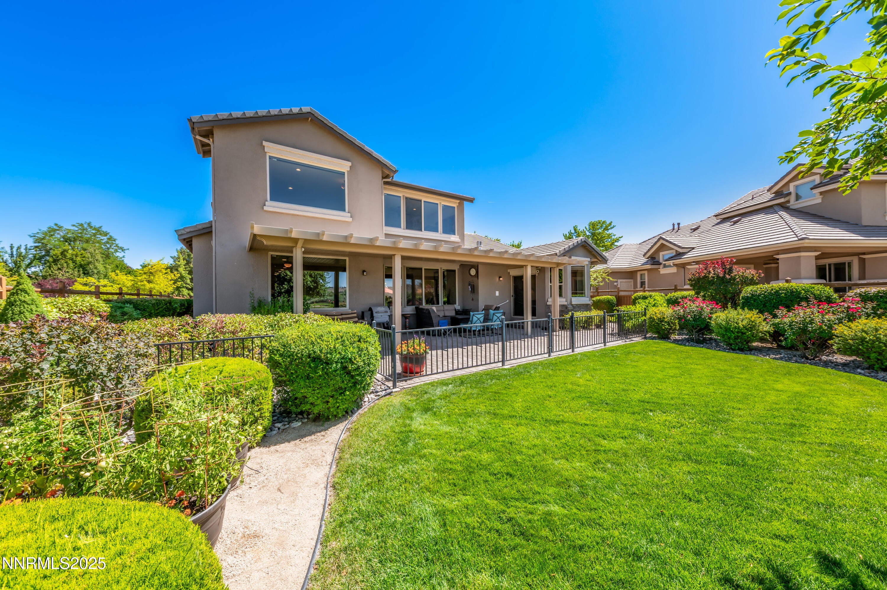 Sparks, Nevada, 89436, United States, 4 Bedrooms Bedrooms, ,4 BathroomsBathrooms,Residential,Active,1909057