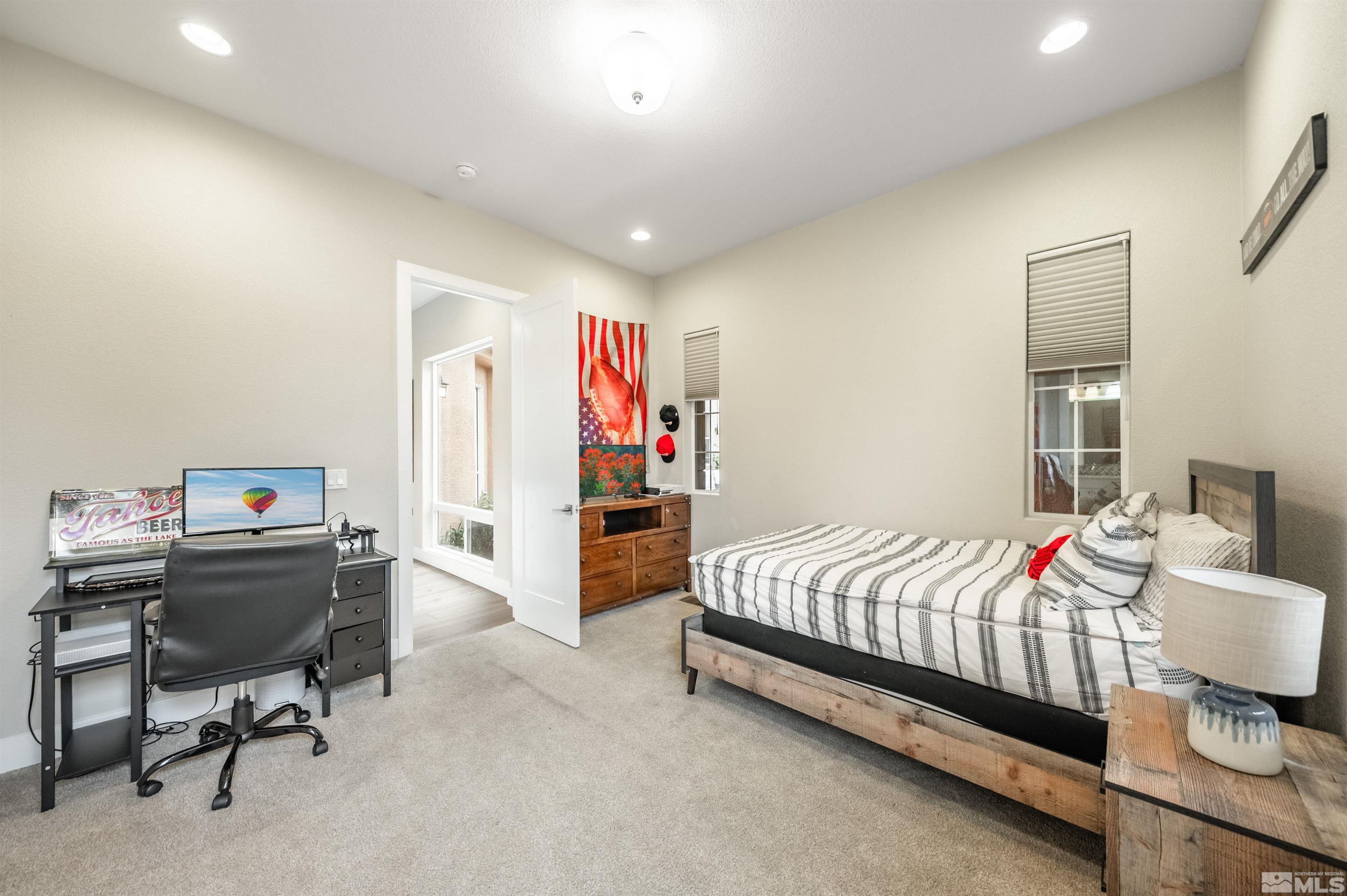 Reno, Nevada, 89511, United States, 5 Bedrooms Bedrooms, ,6 BathroomsBathrooms,Residential,Active,1781522