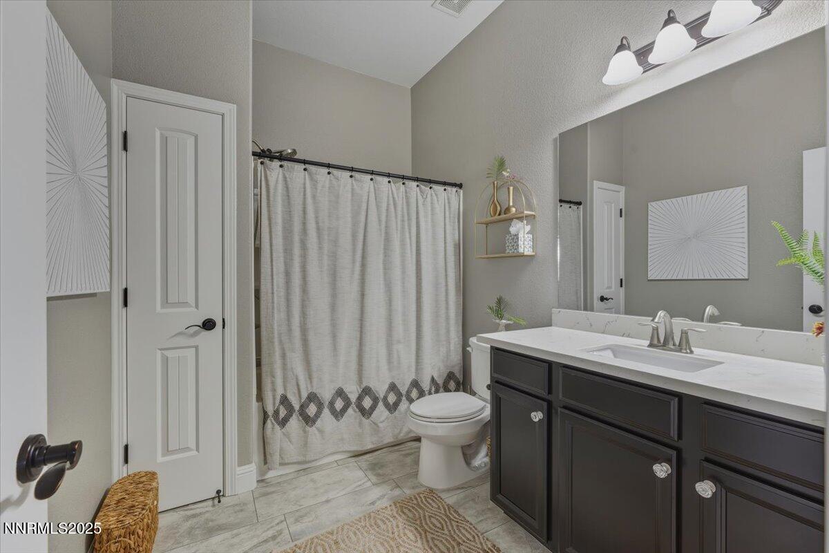 Sparks, Nevada, 89441, United States, 5 Bedrooms Bedrooms, ,4 BathroomsBathrooms,Residential,Active,2001361