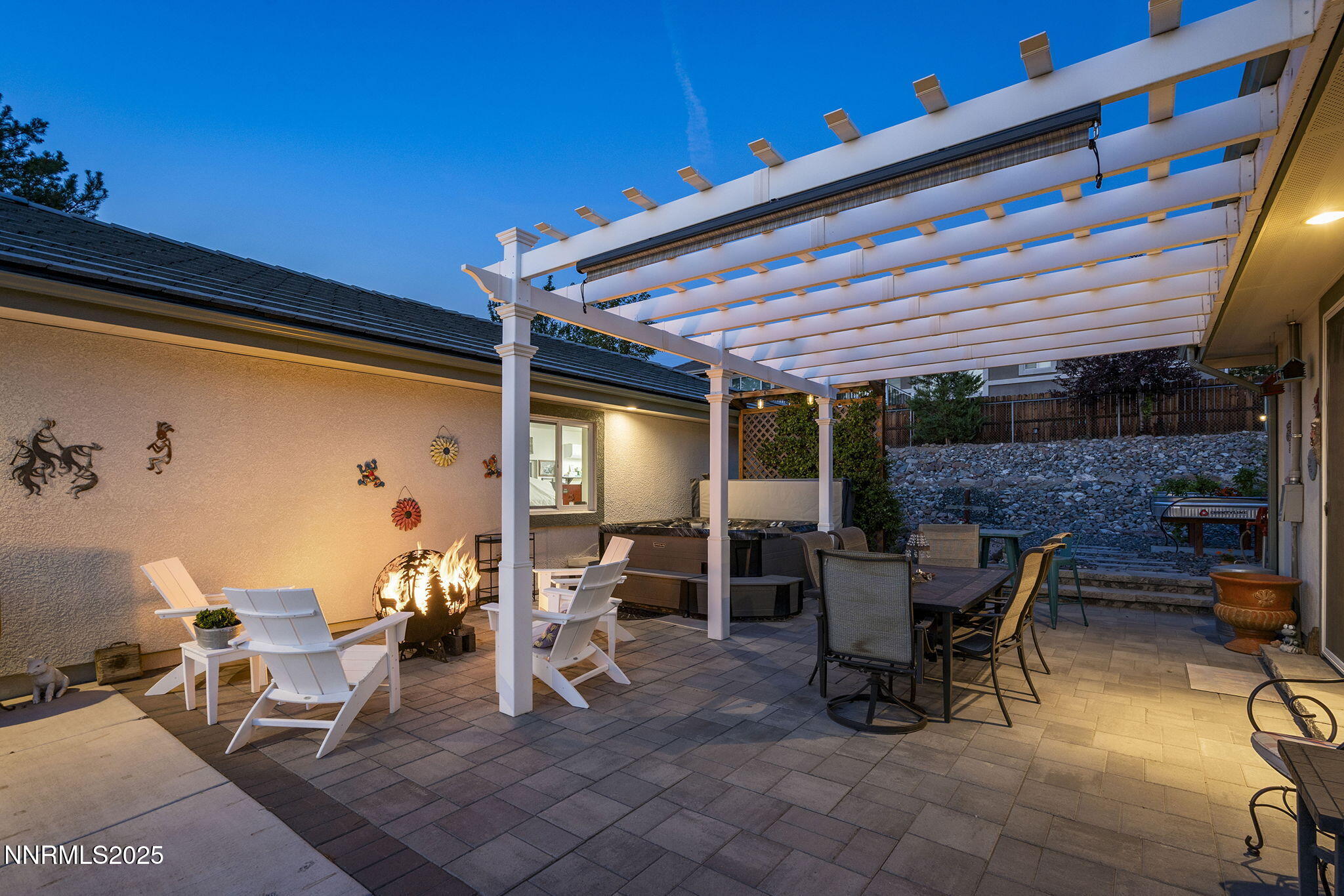 Sparks, Nevada, 89434, United States, 4 Bedrooms Bedrooms, ,4 BathroomsBathrooms,Residential,Active,1936450