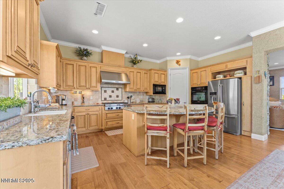 Genoa, Nevada, 89411, United States, 3 Bedrooms Bedrooms, ,3 BathroomsBathrooms,Residential,Active,1893207