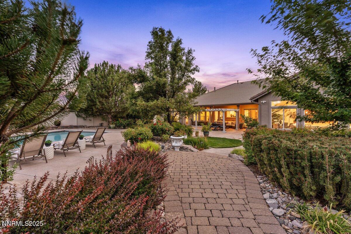 Sparks, Nevada, 89441, United States, 5 Bedrooms Bedrooms, ,4 BathroomsBathrooms,Residential,Active,1904747