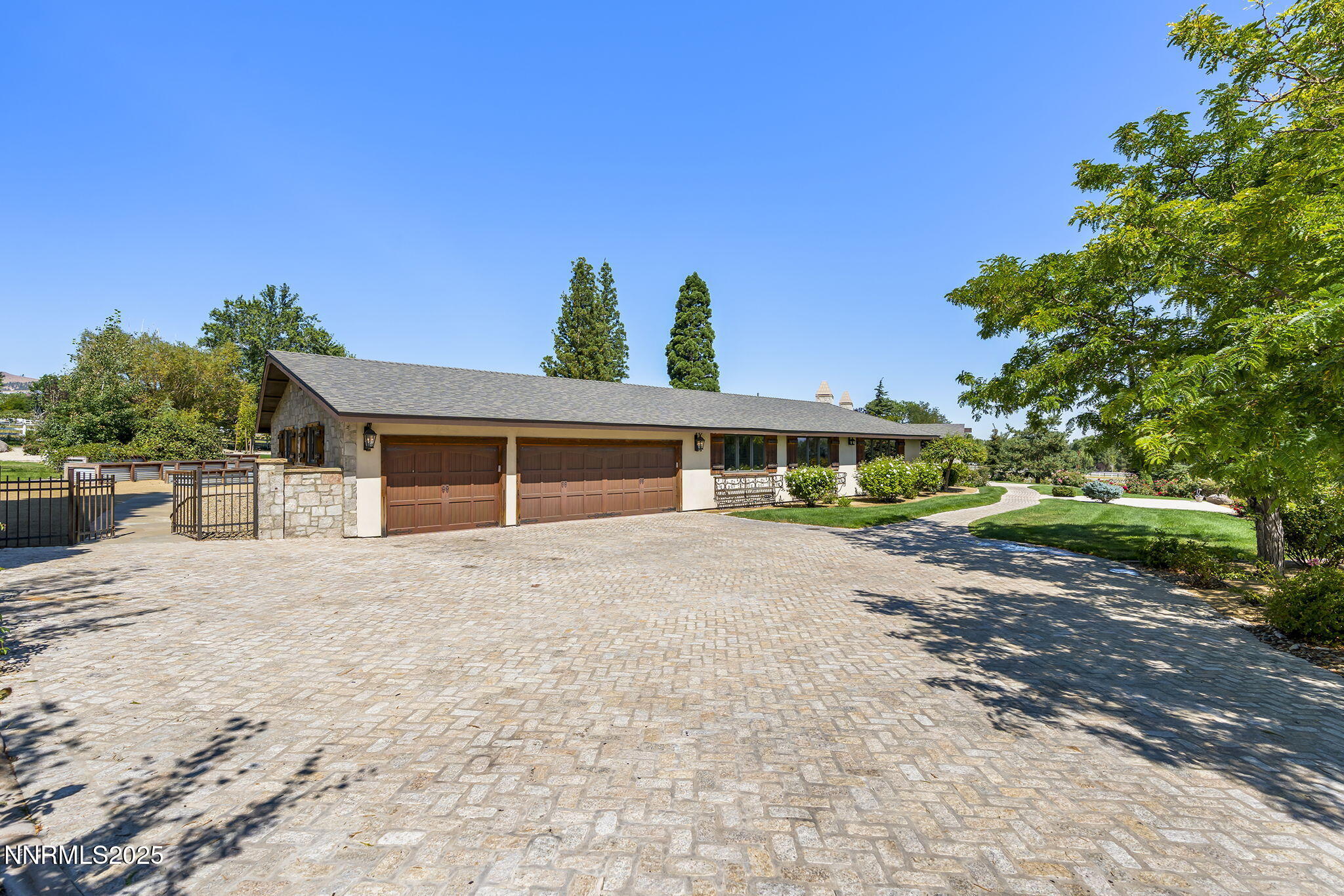Reno, Nevada, 89511, United States, 4 Bedrooms Bedrooms, ,3 BathroomsBathrooms,Residential,Active,1929694