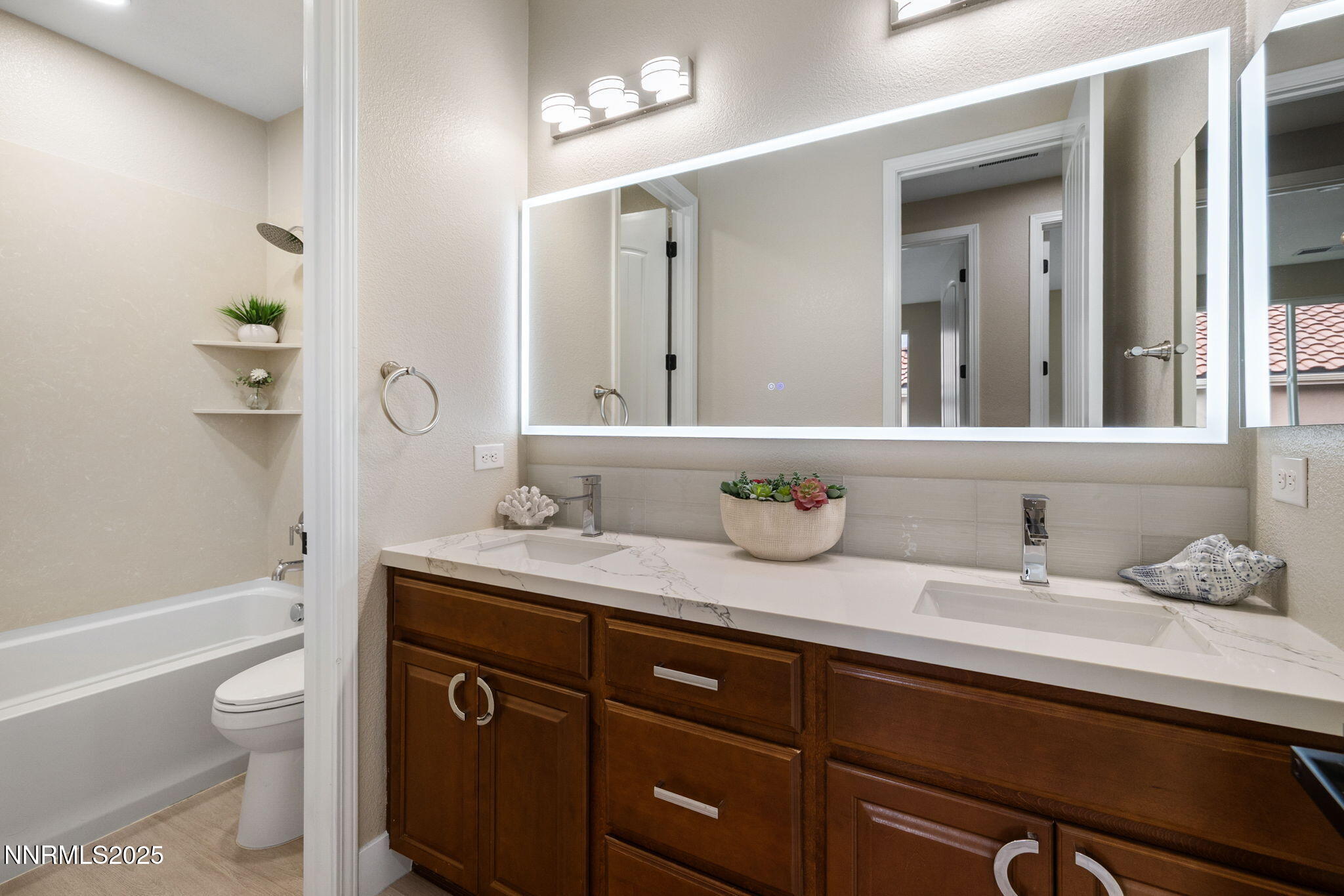 Reno, Nevada, 89512, United States, 5 Bedrooms Bedrooms, ,4 BathroomsBathrooms,Residential,Active,1945309