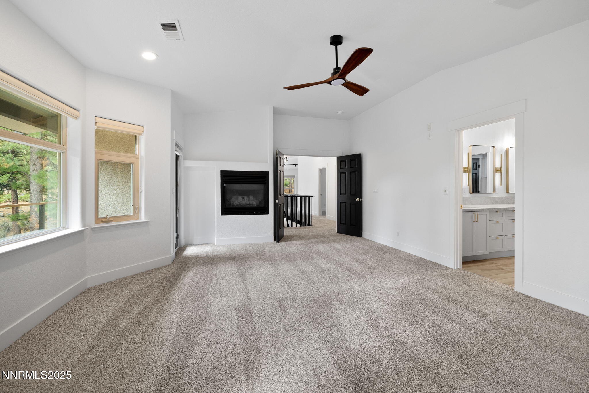 Reno, Nevada, 89511, United States, 5 Bedrooms Bedrooms, ,4 BathroomsBathrooms,Residential,Active,1952602