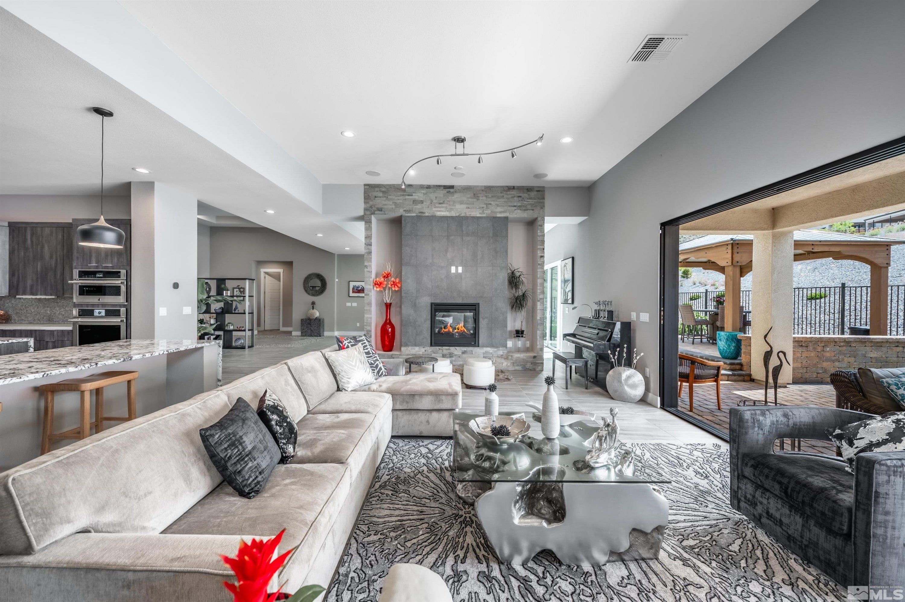 Reno, Nevada, 89521, United States, 4 Bedrooms Bedrooms, ,5 BathroomsBathrooms,Residential,Active,2007132