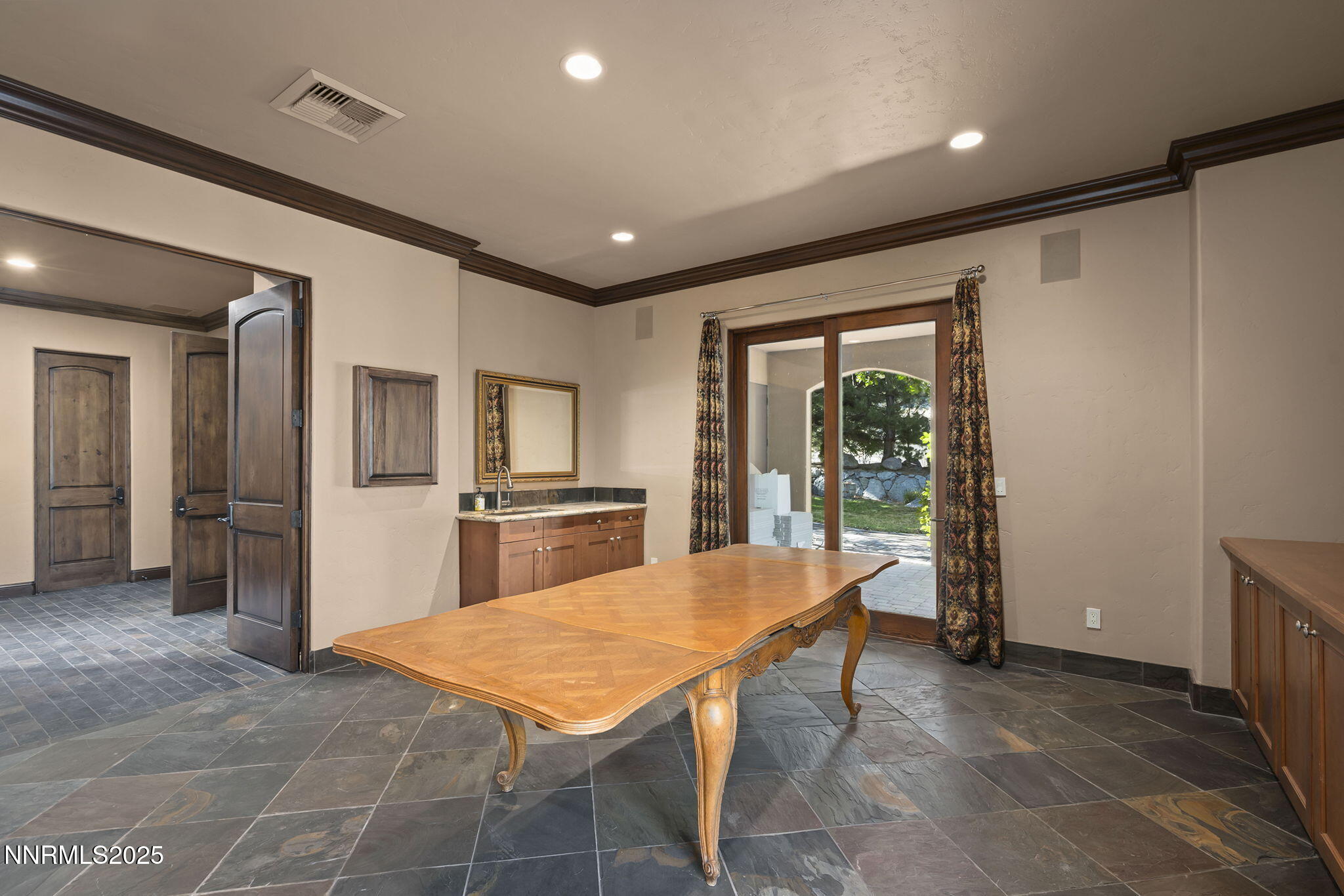 Reno, Nevada, 89519, United States, 5 Bedrooms Bedrooms, ,7 BathroomsBathrooms,Residential,Active,1963427