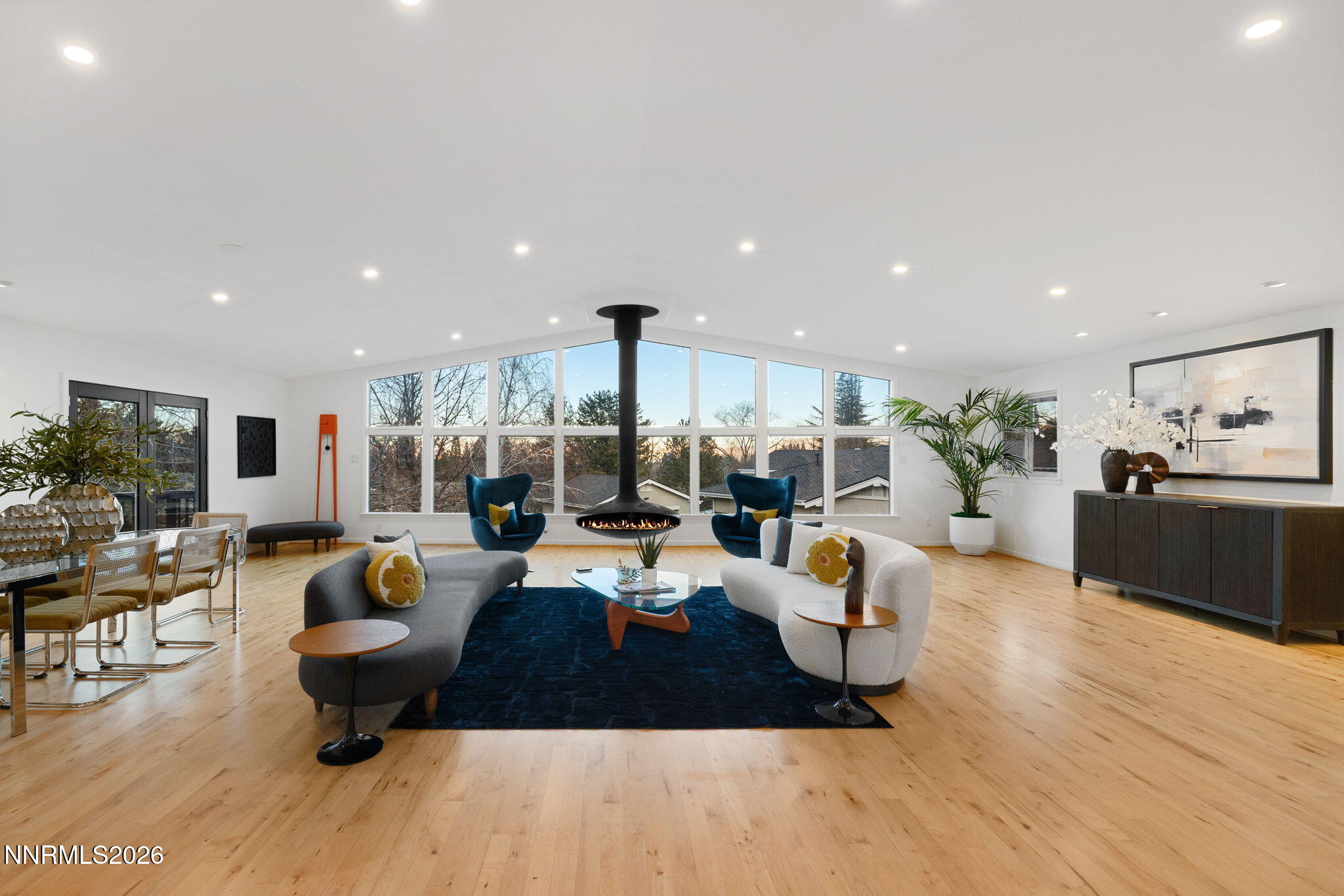 Reno, Nevada, 89519, United States, 4 Bedrooms Bedrooms, ,4 BathroomsBathrooms,Residential,Active,1952499