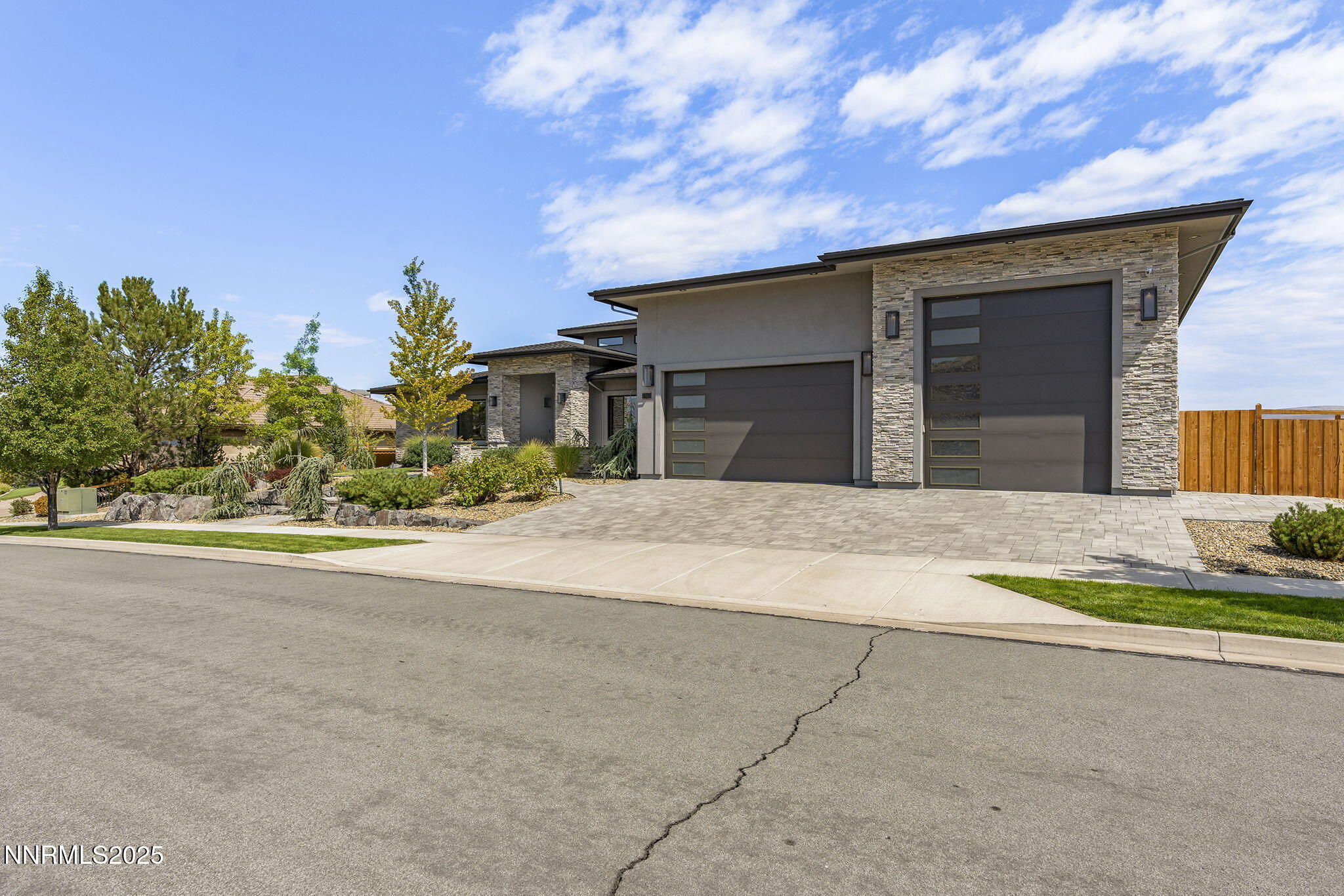 Sparks, Nevada, 89436, United States, 5 Bedrooms Bedrooms, ,4 BathroomsBathrooms,Residential,Active,1942357