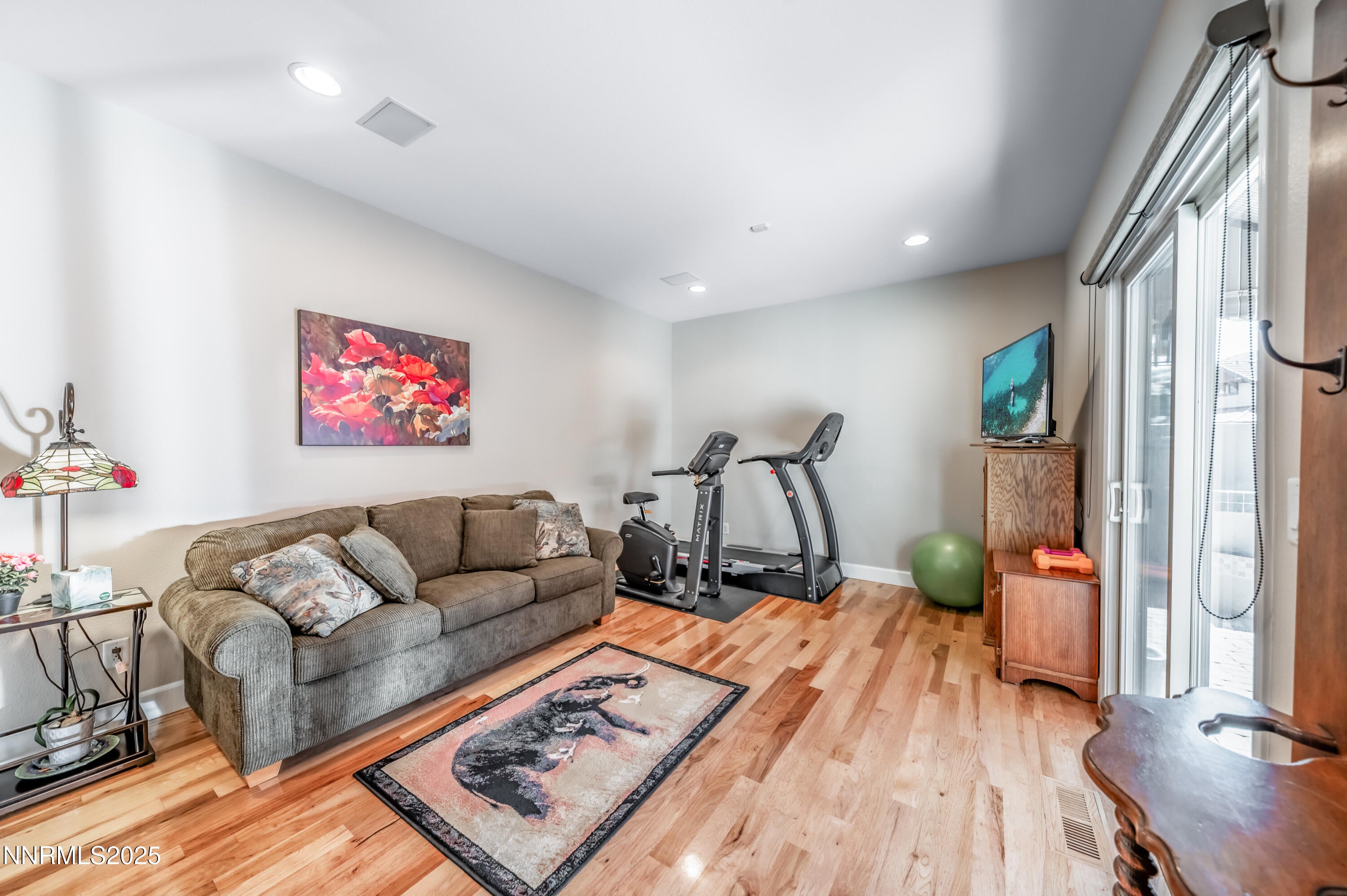 Sparks, Nevada, 89436, United States, 4 Bedrooms Bedrooms, ,4 BathroomsBathrooms,Residential,Active,1909057