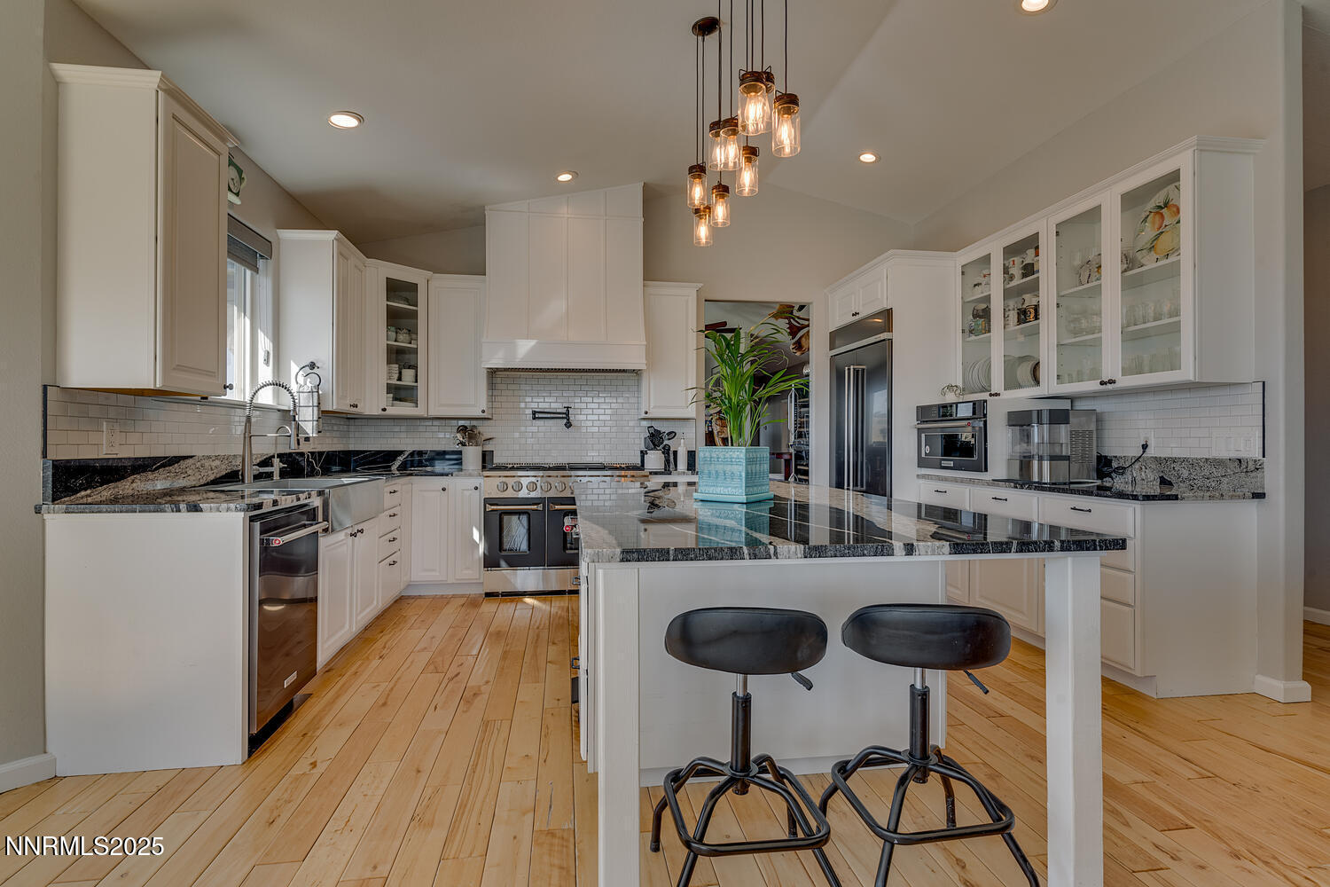 Gardnerville, Nevada, 89410, United States, 4 Bedrooms Bedrooms, ,4 BathroomsBathrooms,Residential,Active,1926664