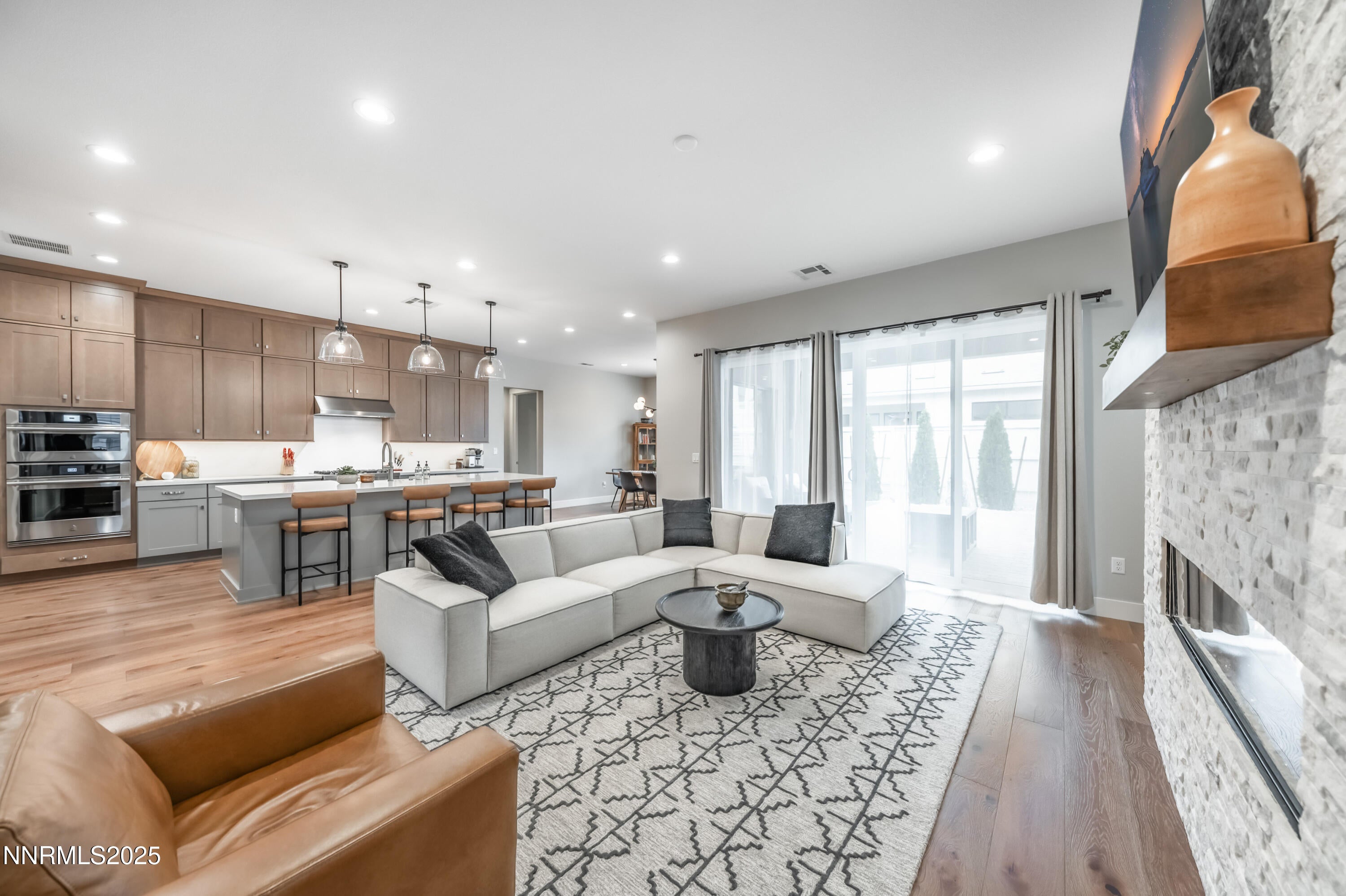 Reno, Nevada, 89511, United States, 5 Bedrooms Bedrooms, ,5 BathroomsBathrooms,Residential,Active,1992288