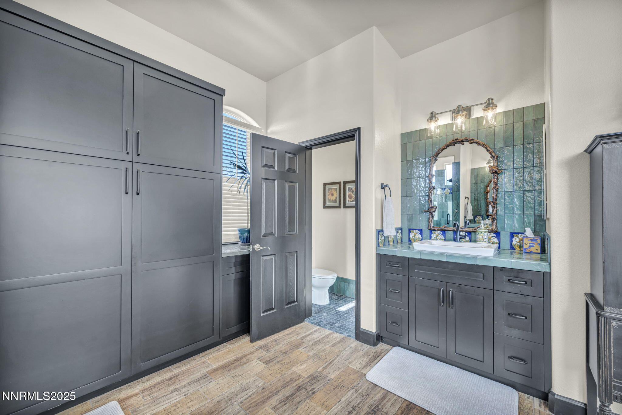 Sparks, Nevada, 89436, United States, 4 Bedrooms Bedrooms, ,3 BathroomsBathrooms,Residential,Active,1960113