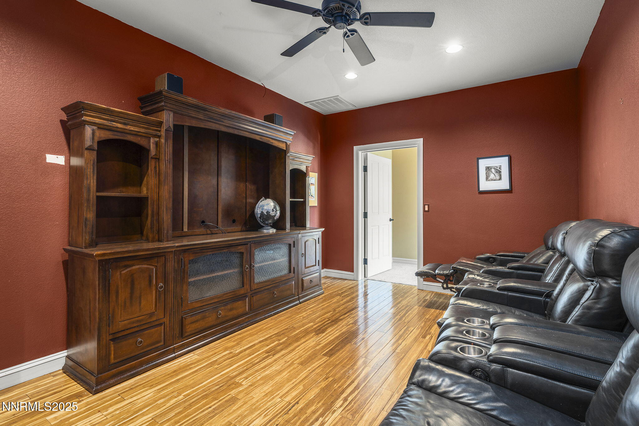 Reno, Nevada, 89521, United States, 6 Bedrooms Bedrooms, ,8 BathroomsBathrooms,Residential,Active,1945344