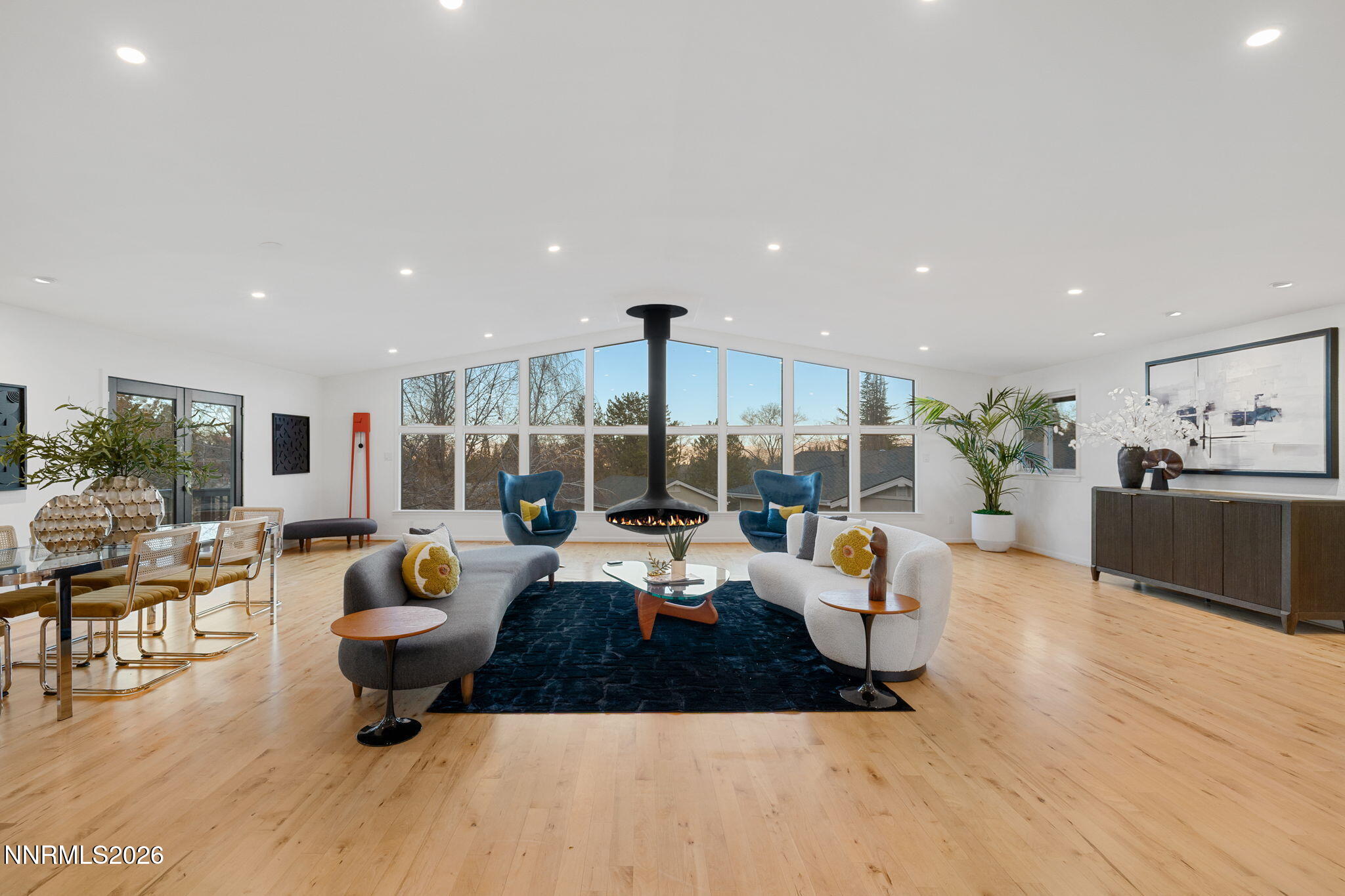 Reno, Nevada, 89519, United States, 4 Bedrooms Bedrooms, ,4 BathroomsBathrooms,Residential,Active,1952499