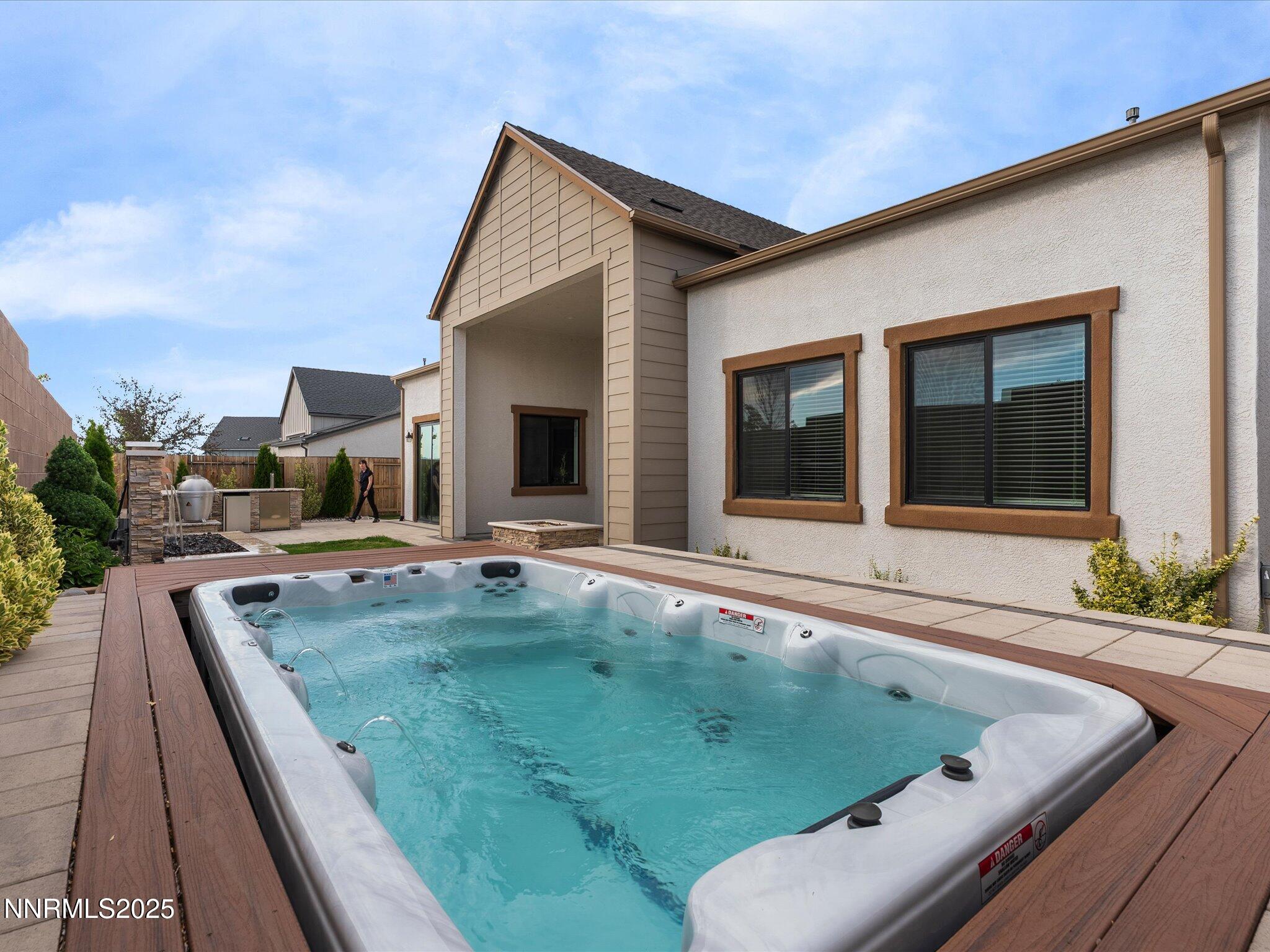 Reno, Nevada, 89521, United States, 3 Bedrooms Bedrooms, ,4 BathroomsBathrooms,Residential,Active,1884971