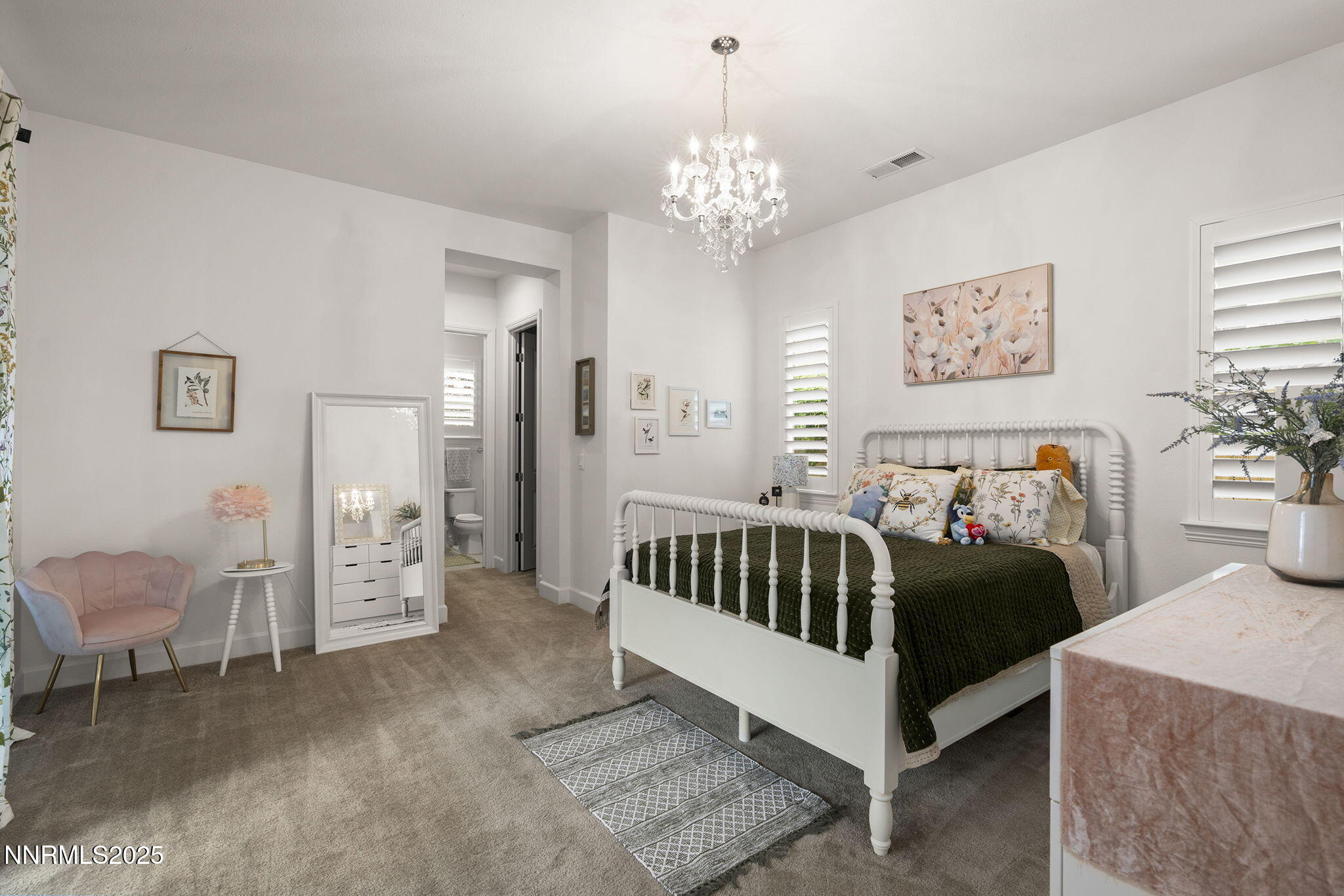 Reno, Nevada, 89521, United States, 4 Bedrooms Bedrooms, ,5 BathroomsBathrooms,Residential,Active,1902936