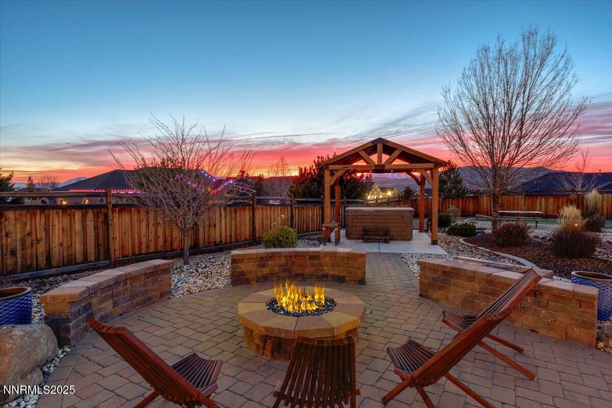 Sparks, Nevada, 89441, United States, 5 Bedrooms Bedrooms, ,4 BathroomsBathrooms,Residential,Active,2001361