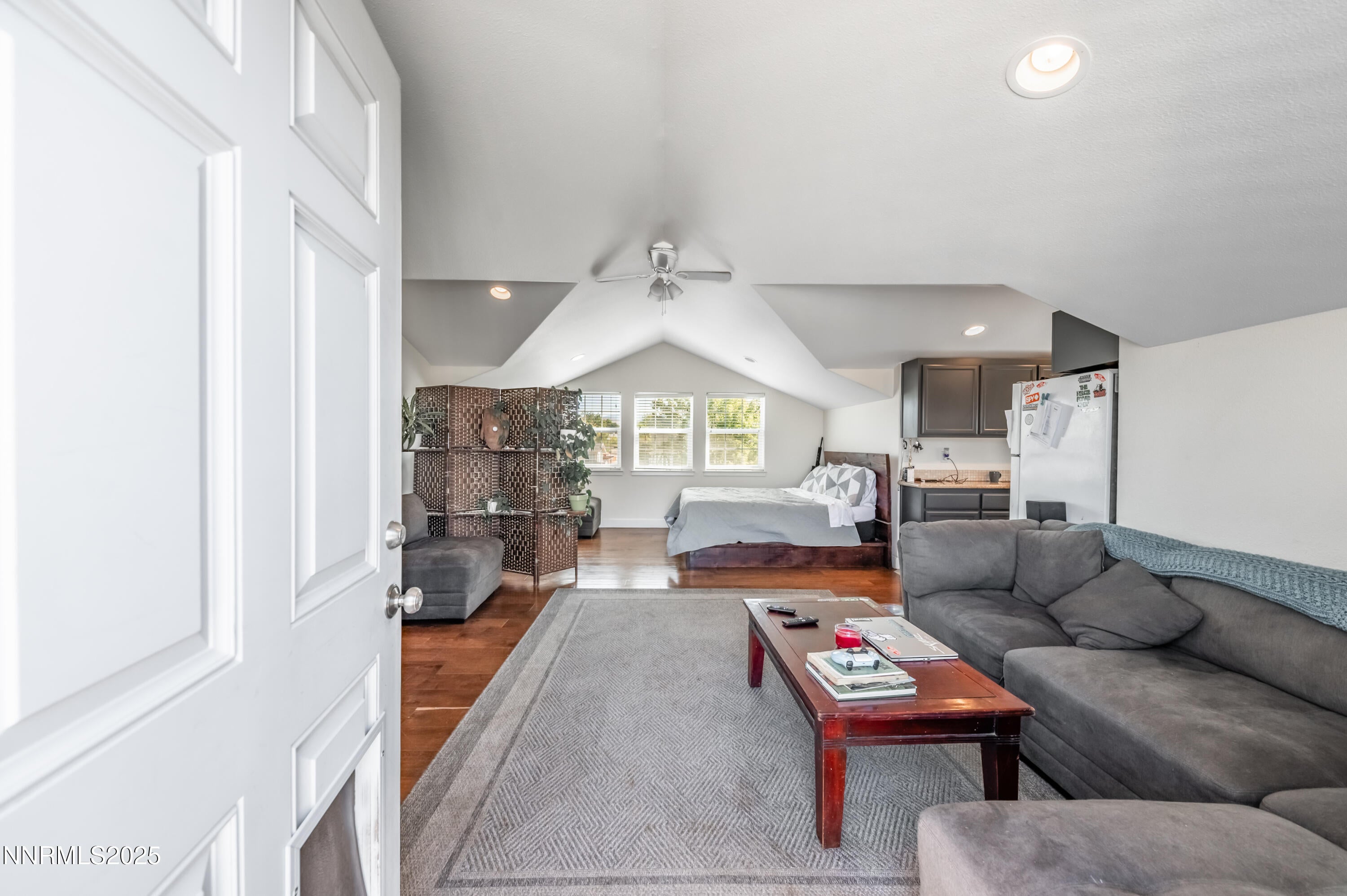 Minden, Nevada, 89423, United States, 4 Bedrooms Bedrooms, ,3 BathroomsBathrooms,Residential,Active,1987210