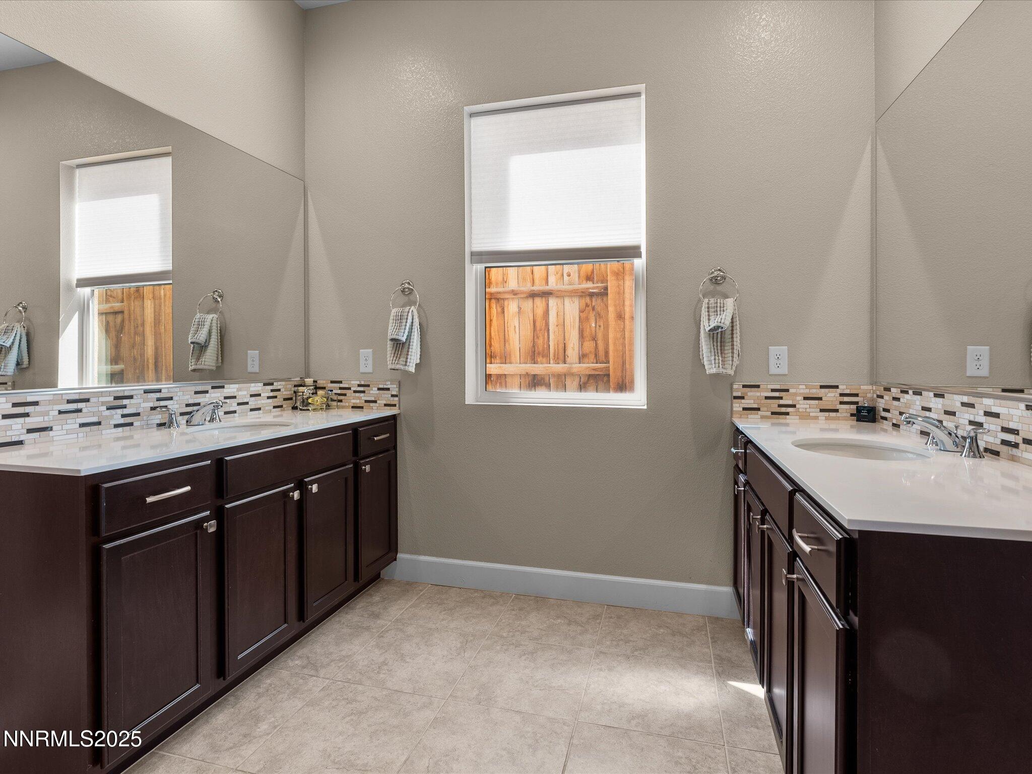 Reno, Nevada, 89521, United States, 3 Bedrooms Bedrooms, ,4 BathroomsBathrooms,Residential,Active,1884971