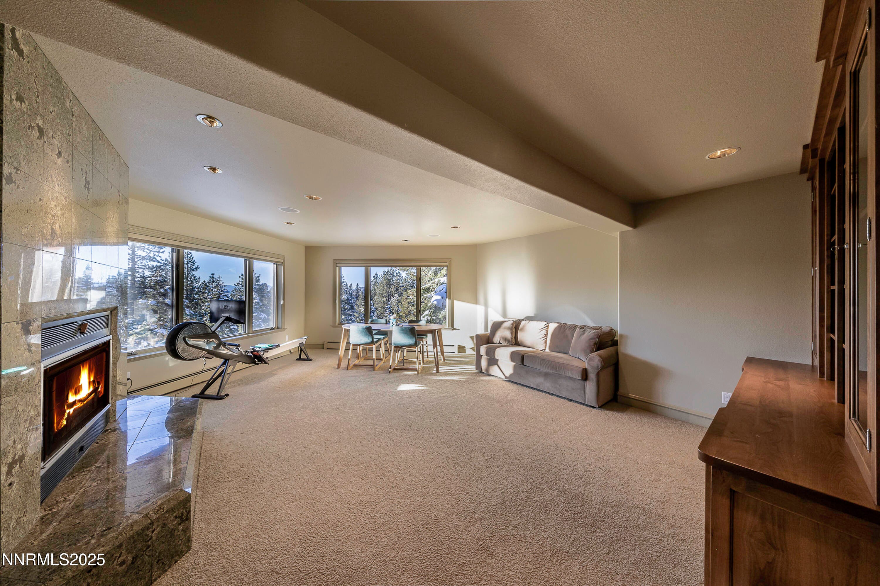 Stateline, Nevada, 89449, United States, 4 Bedrooms Bedrooms, ,5 BathroomsBathrooms,Residential,Active,1824502